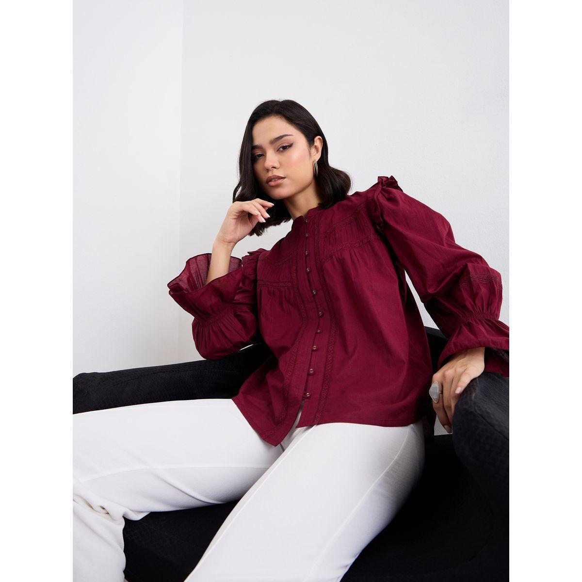 بلوزة بتفاصيل كشكش مع تداخلات دانتيل-women-clothing-shirtsandblouses-blouses-image-5