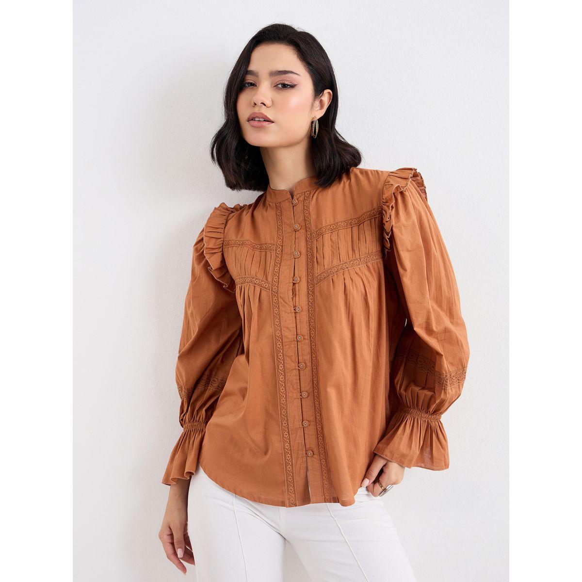 بلوزة بتفاصيل كشكش مع تداخلات دانتيل-women-clothing-shirtsandblouses-blouses-image-2