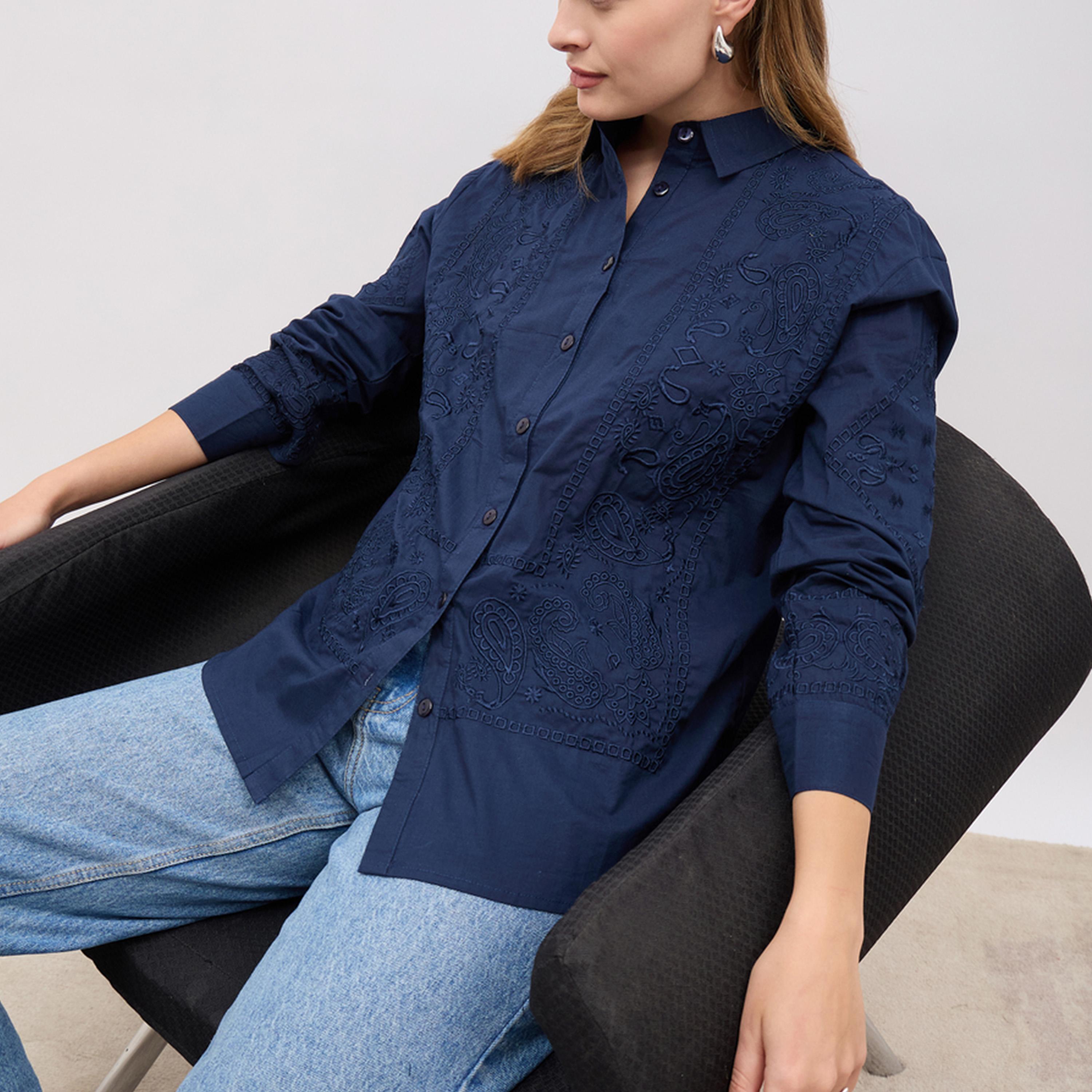 ستايلي-  قميص مطرز قصّة عادية وياقة واسعة-women-clothing-shirtsandblouses-shirts-image-6