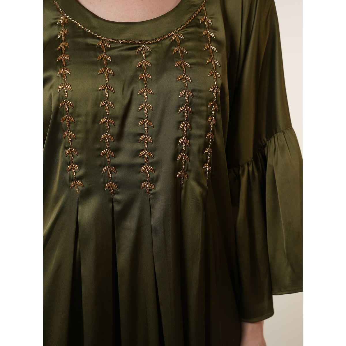 جلابية ساتان مزينة بالخرز إلينا باي دي ستايل × ستايلي-women-arabicclothing-jalabiyas-image-3