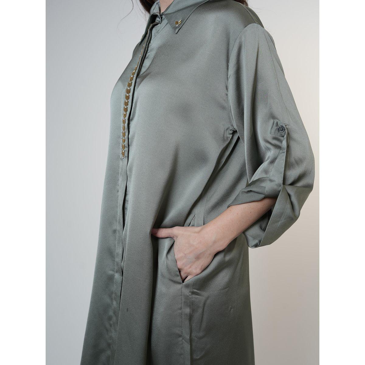 بلوزة ساتان طويلة مزينة بالخرز إلينا باي دي ستايل × ستايلي-women-clothing-shirtsandblouses-shirts-image-5