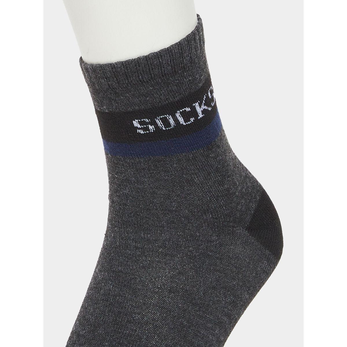 مجموعة من 5 جوارب بتفاصيل مُتباينة-men-socks-image-10