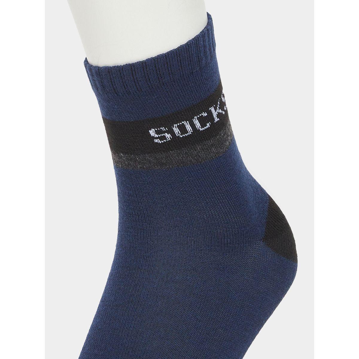 مجموعة من 5 جوارب بتفاصيل مُتباينة-men-socks-image-3