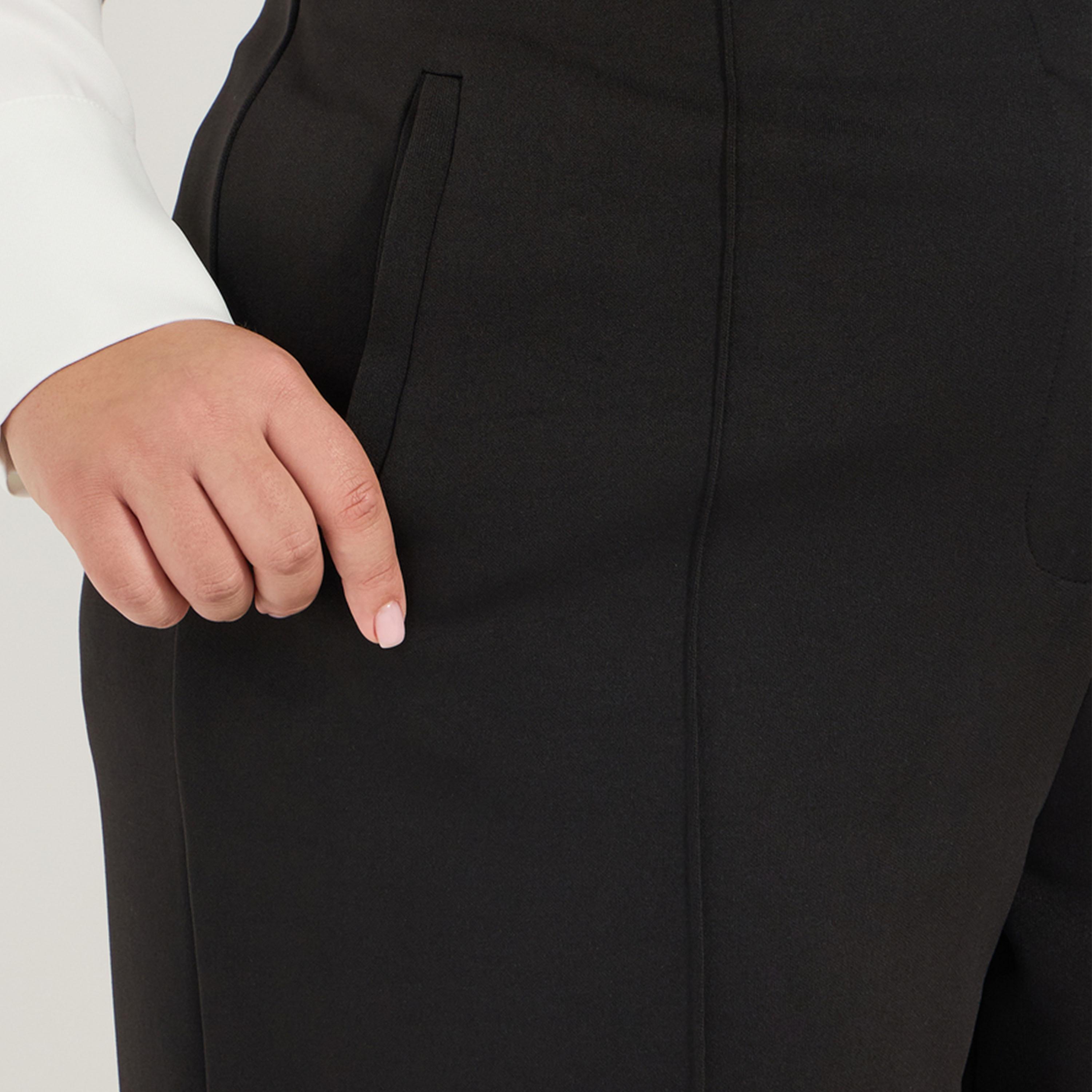Styli Plus Size Solid Wide Leg Pants with Pintuck Detail-women-clothing-bottoms-trousers-image-3