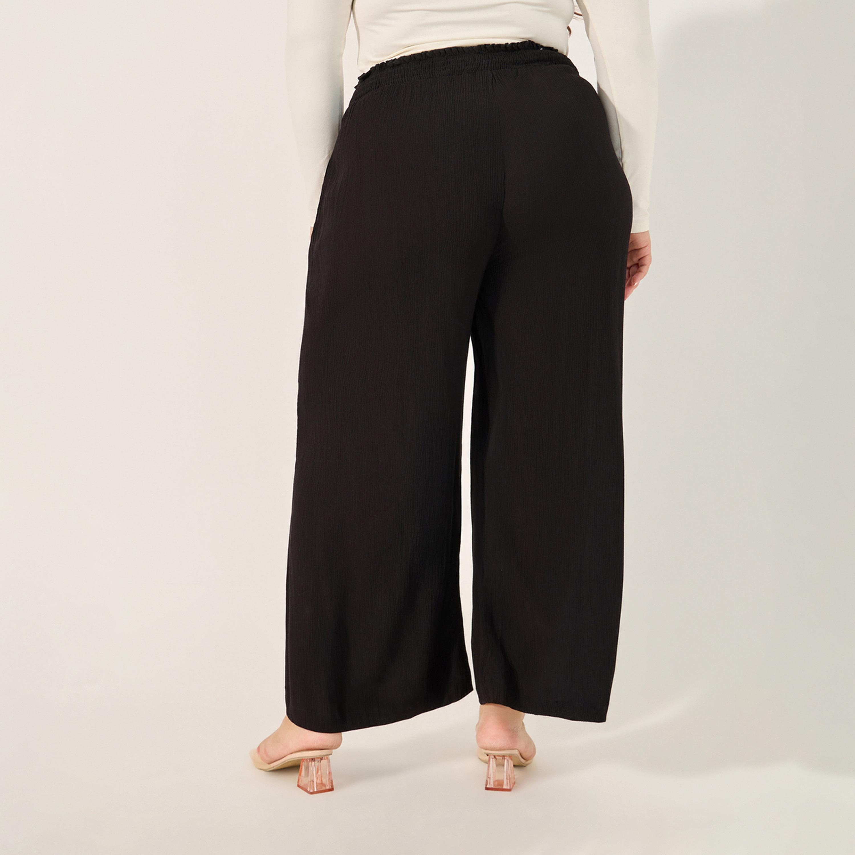 Styli Plus Size Solid Crinkled Wide Leg Ankle Length Pants-women-clothing-bottoms-trousers-image-4