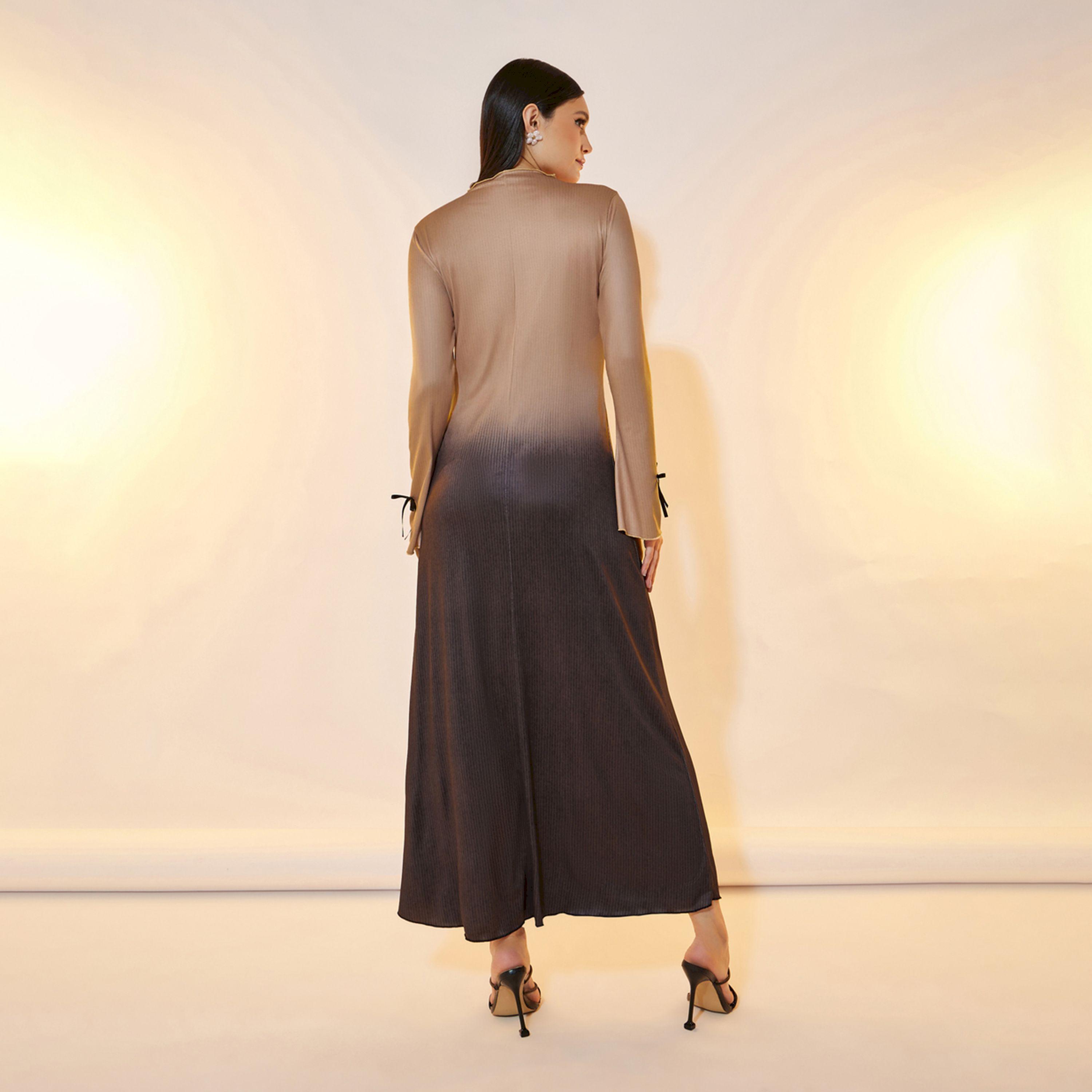 تيك تو - فستان ماكسي بقصة A بشريط ولون متباين-women-clothing-dresses-image-6