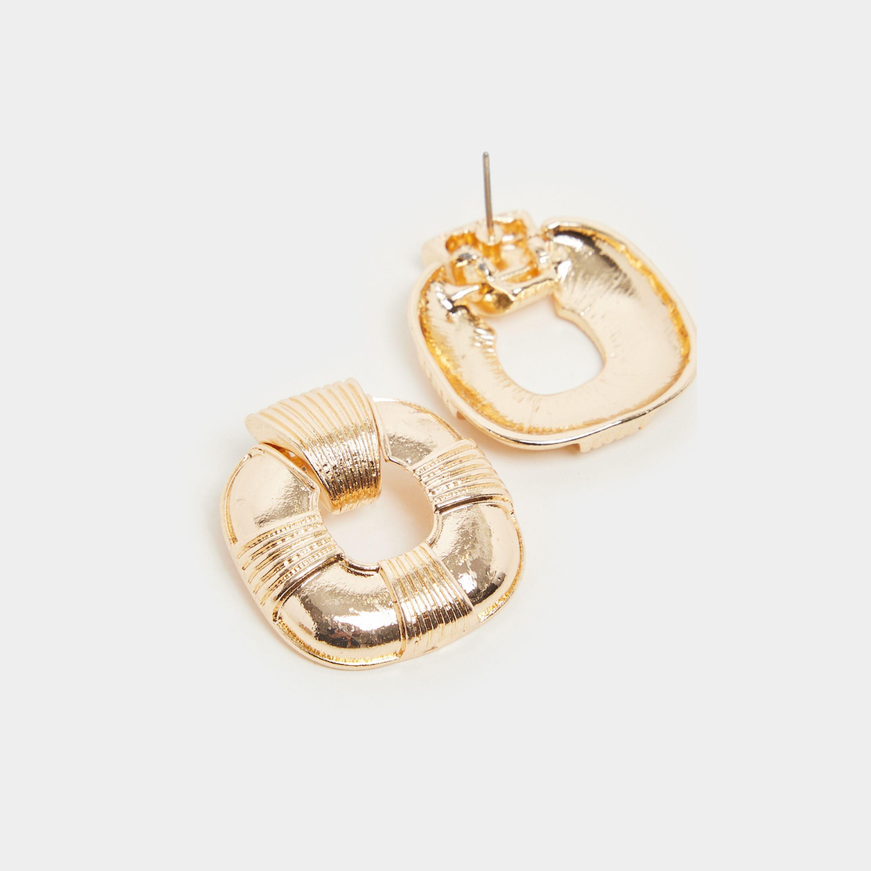 Styli Textured Stud Square Earrings-women-watchesandjewellery-jewellery-earrings-image-4