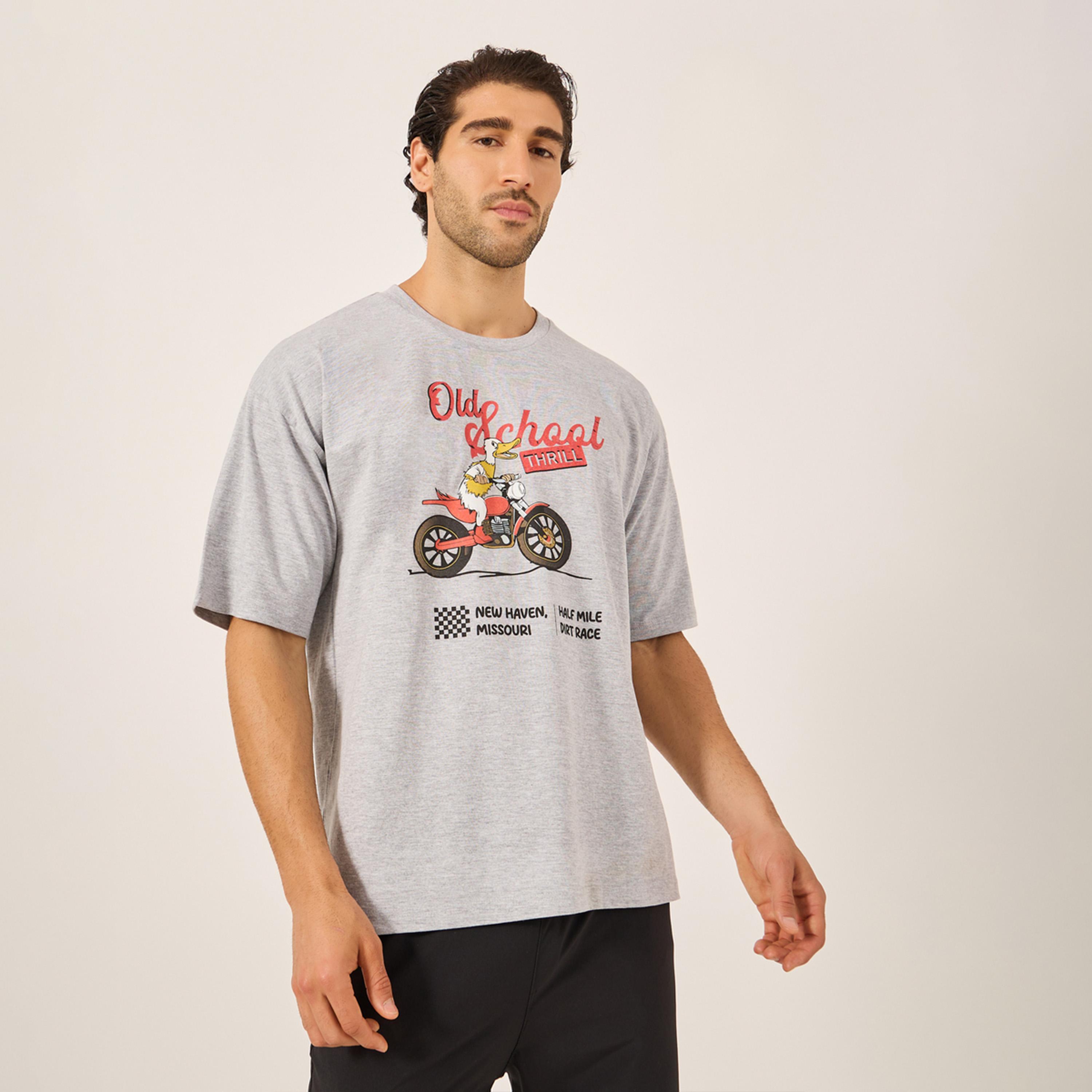 ستايلي - تي شيرت جيرسي كبير الحجم بطبعة جرافيكية-men-clothing-tshirtsandpolos-tshirts-image-1