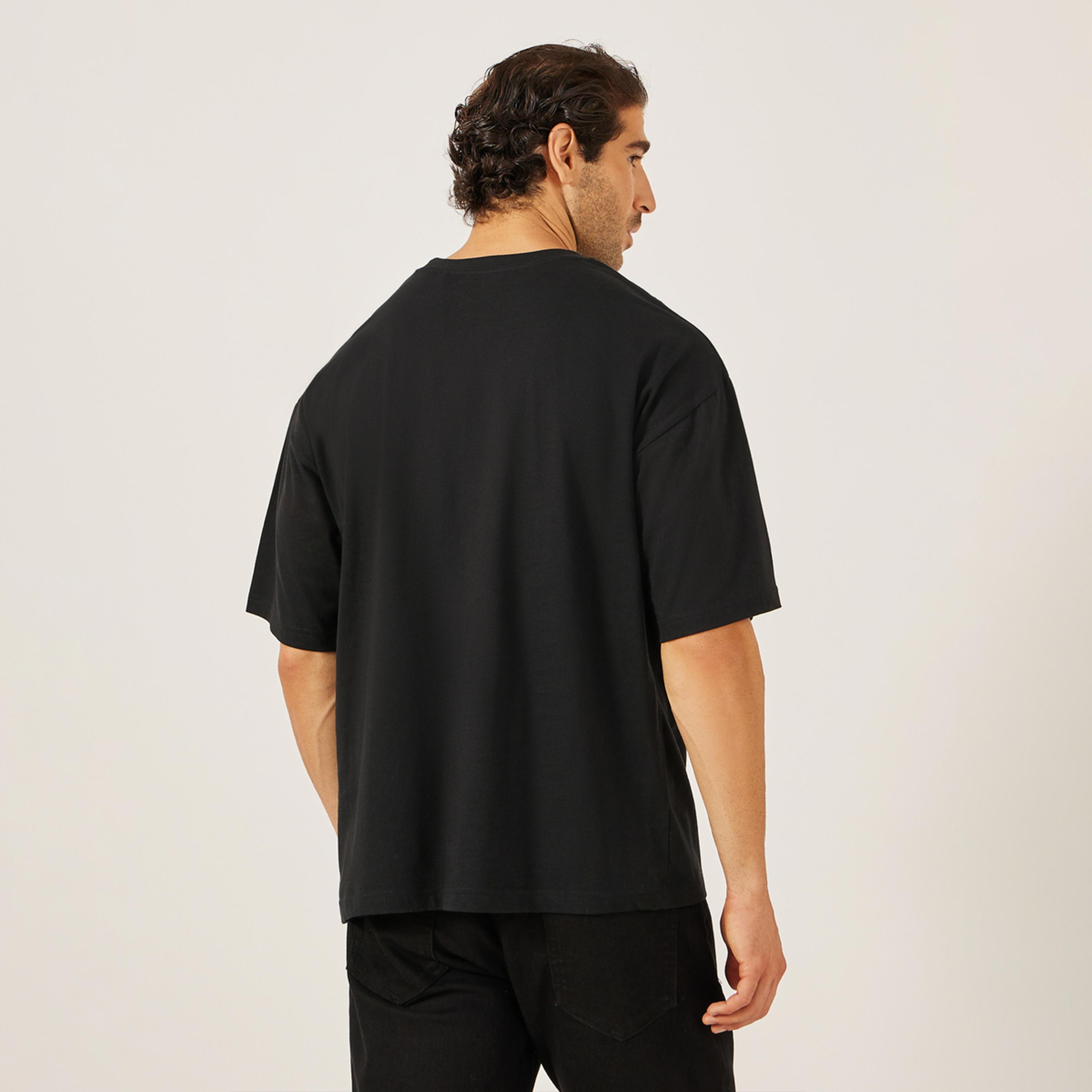 ستايلي - تي شيرت جيرسي كبير الحجم بطبعة جرافيكية على الظهر-men-clothing-tshirtsandpolos-tshirts-image-4