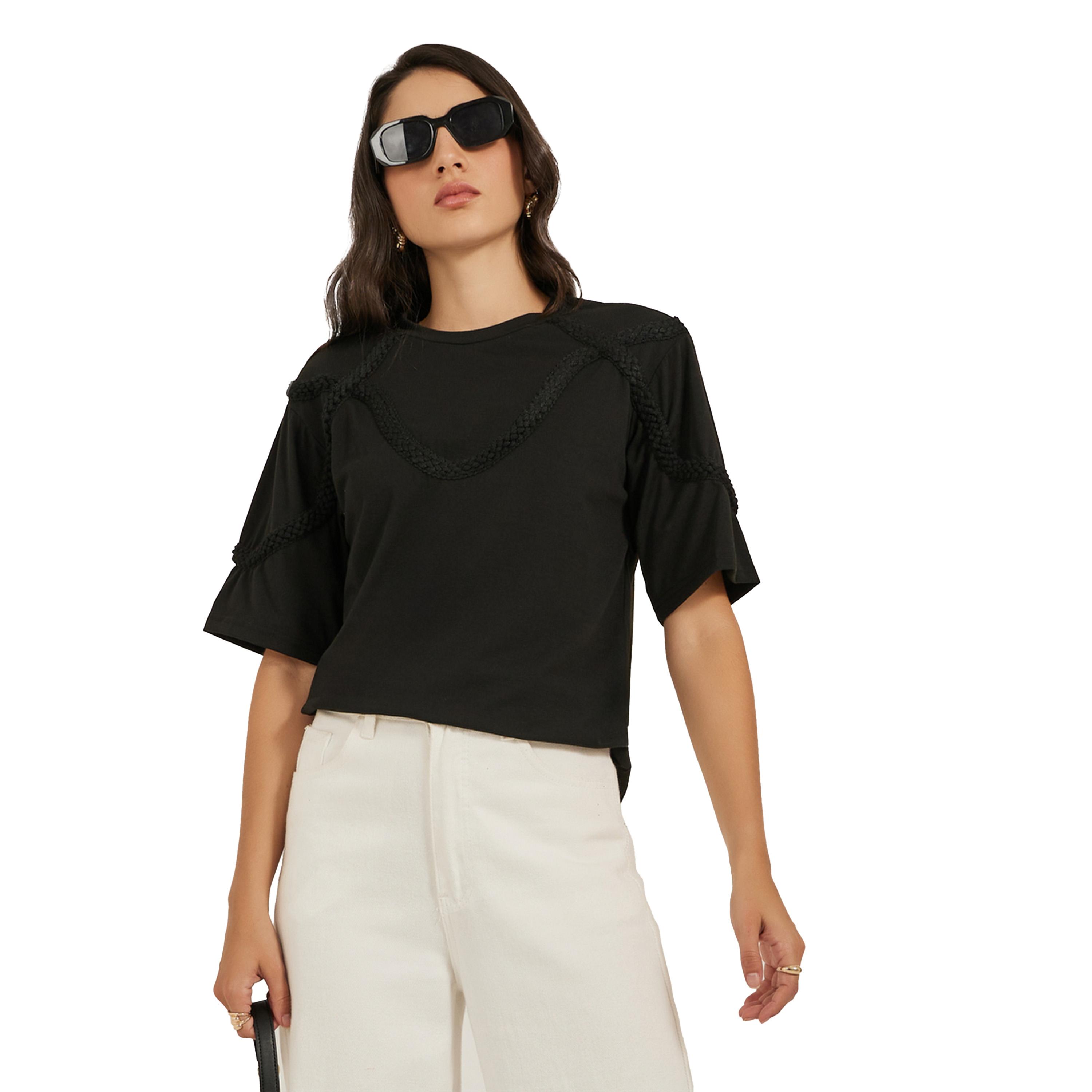 ستايلي - تي شيرت برقبة دائرية وتفاصيل دانتيل مضفرة-women-clothing-tshirts-image-3