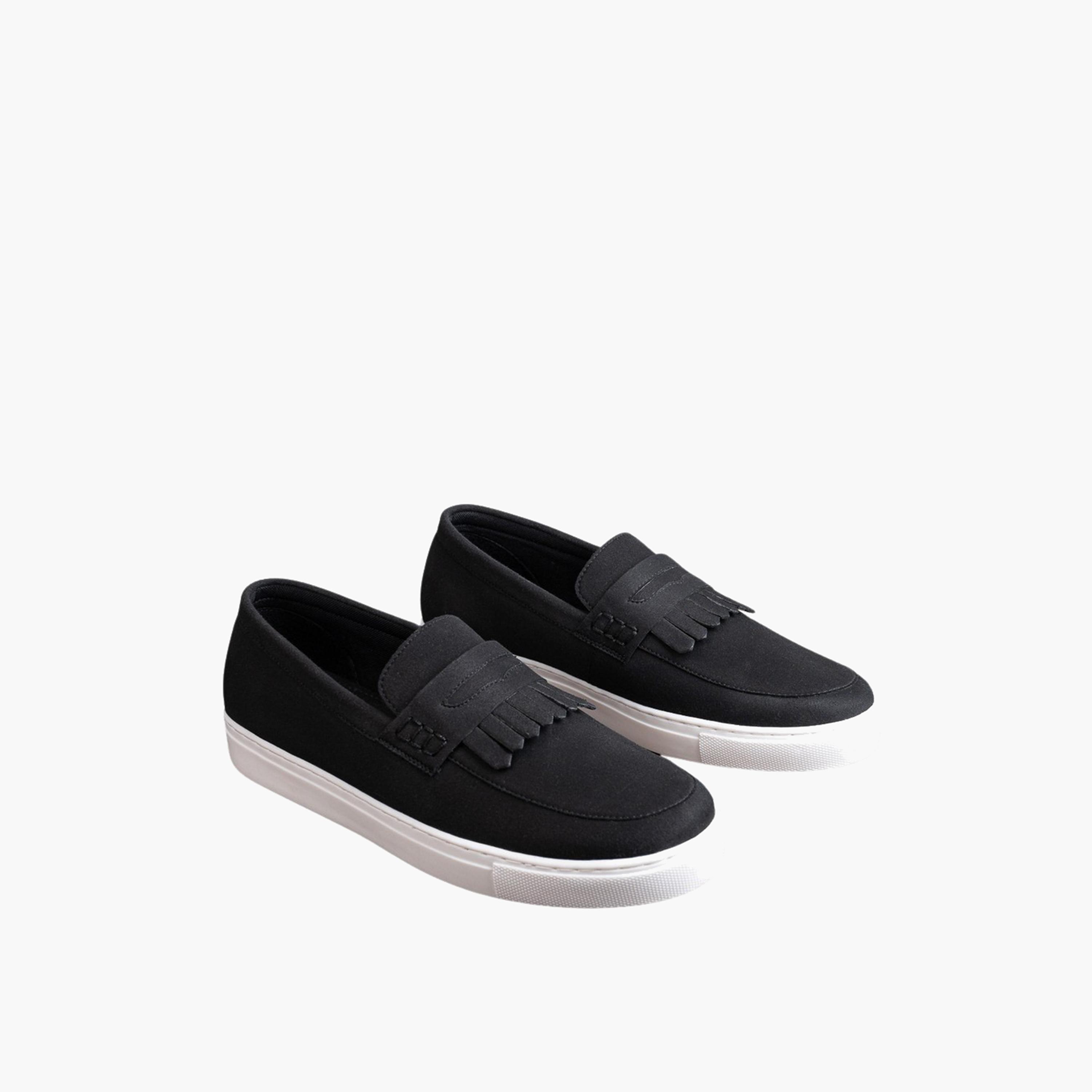 ستايلي - حذاء كاجوال بمظهر جلد سويد وتفاصيل شراشيب-men-shoes-loafersandmoccasins-image-7