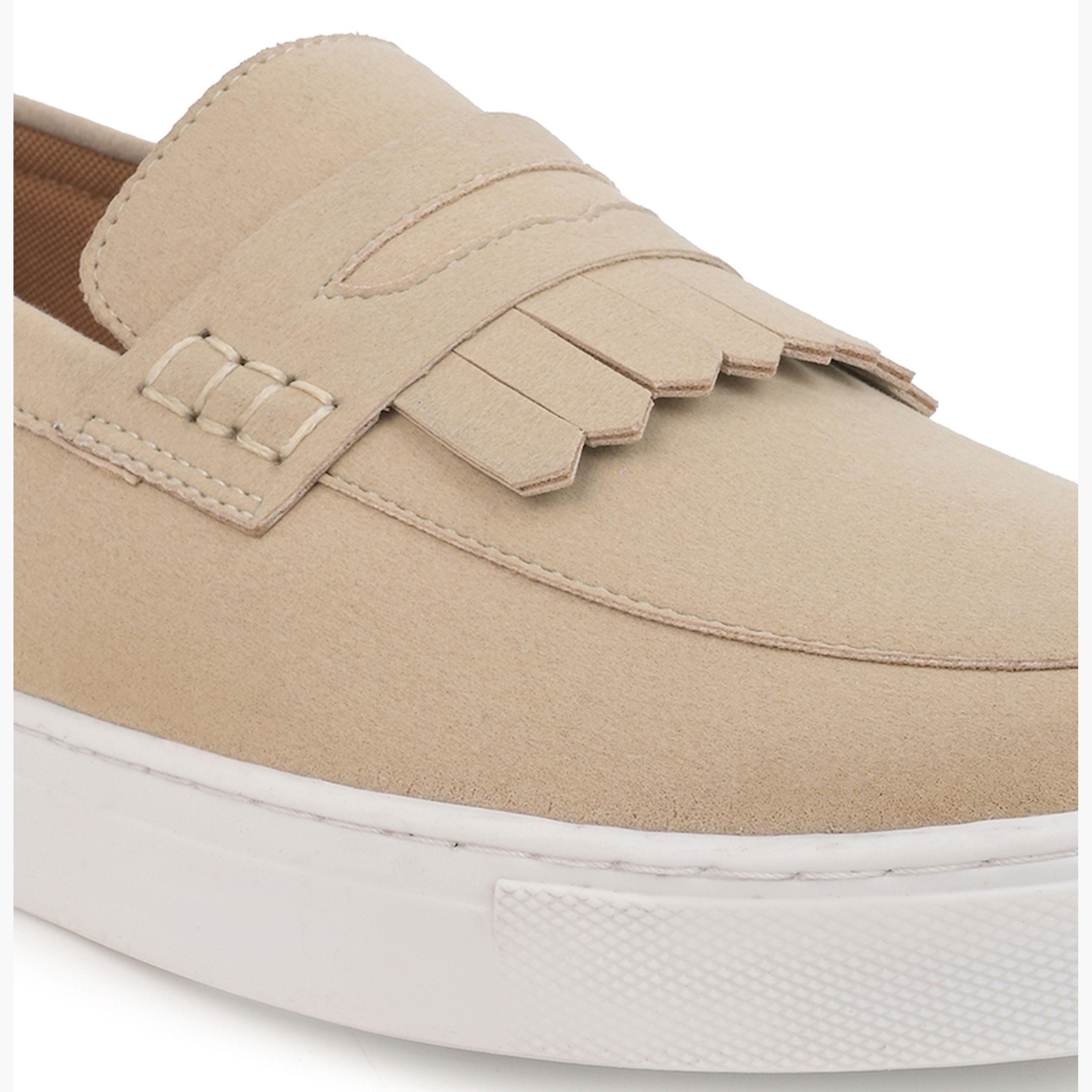 ستايلي - حذاء كاجوال بمظهر جلد سويد وتفاصيل شراشيب-men-shoes-loafersandmoccasins-image-6