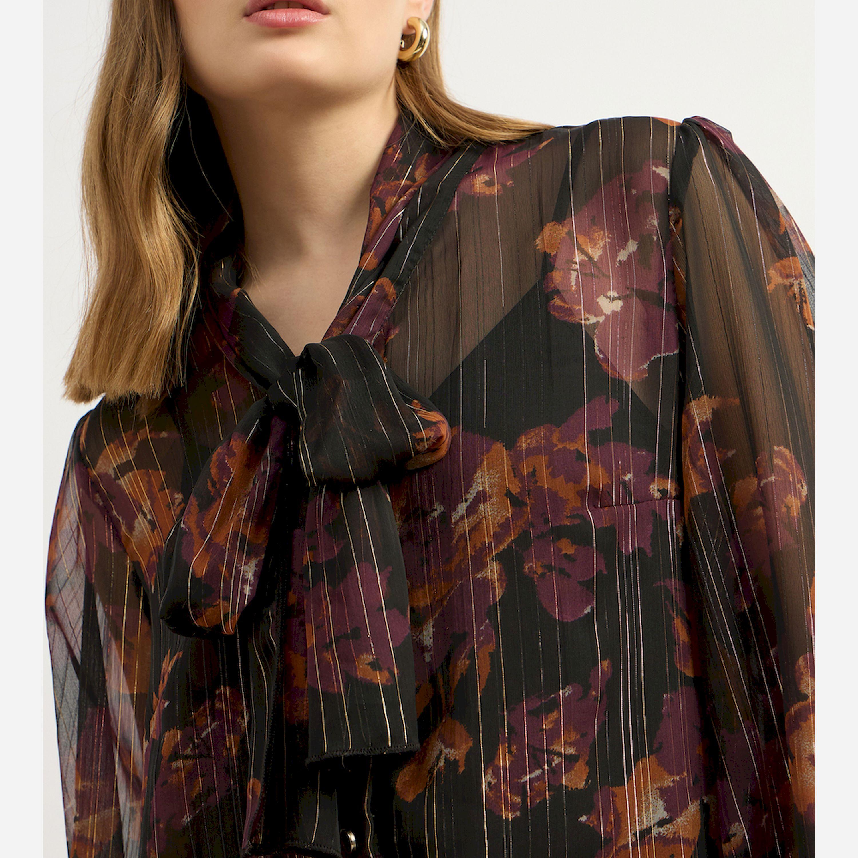 ستايلي - بلوزة مطبوعة بأزرار وأكمام منفوخة على شكل بالون وتفاصيل رباط حول الرقبة-women-clothing-shirtsandblouses-blouses-image-4