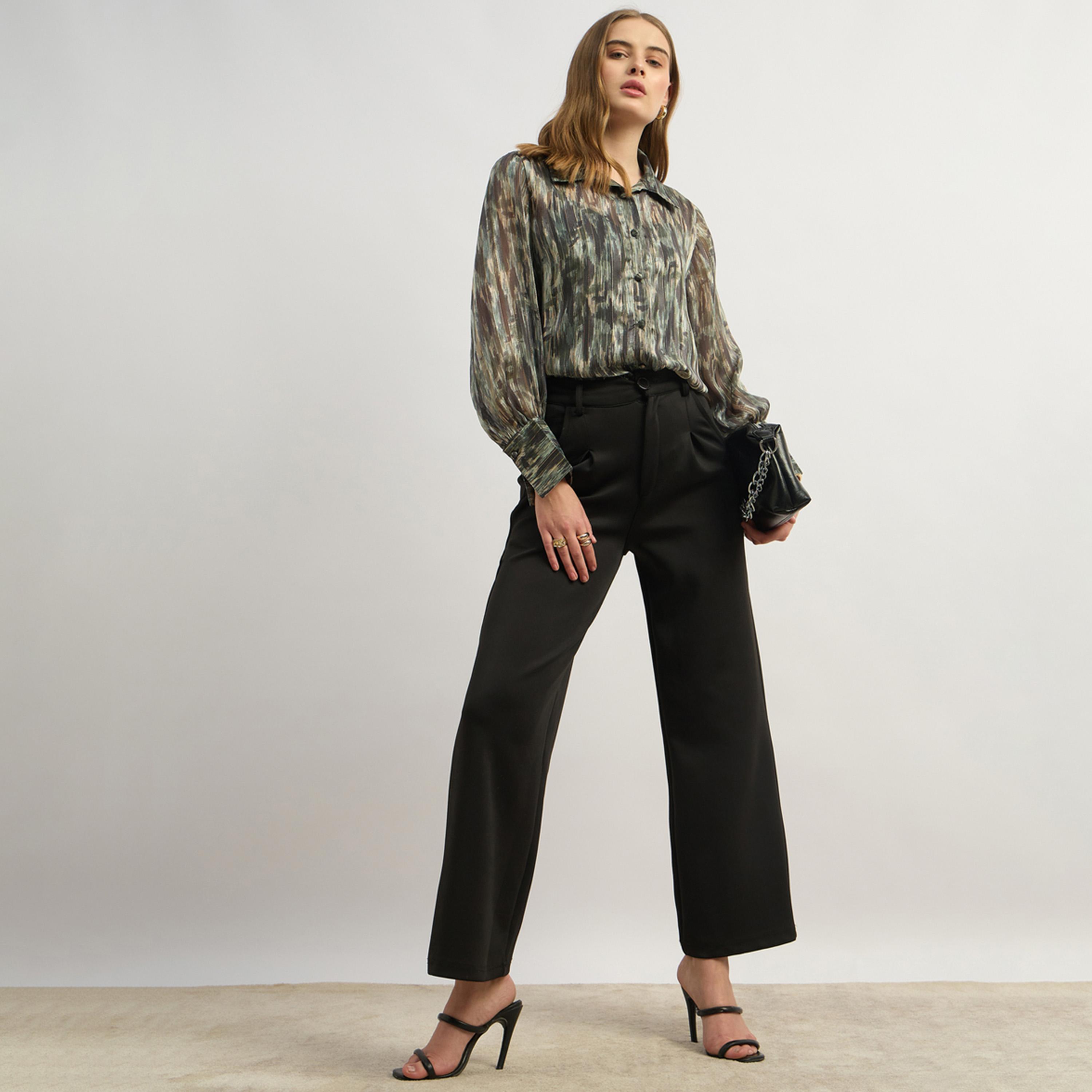Styli Printed Button Down Blouse With Shirt Collar, V Neck Shape And Balloon Sleeve (W/O Cami)-women-clothing-tshirts-image-1