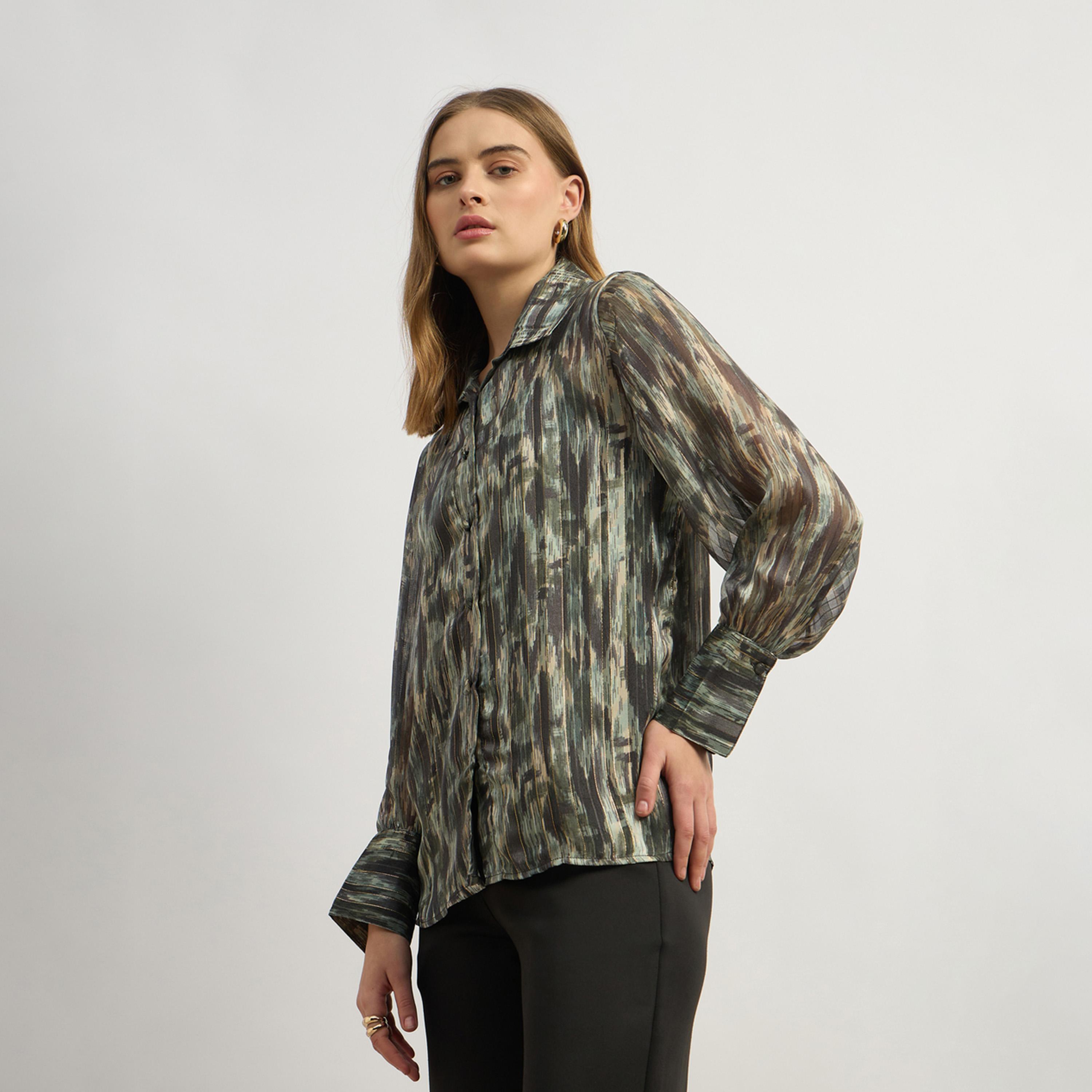 Styli Printed Button Down Blouse With Shirt Collar, V Neck Shape And Balloon Sleeve (W/O Cami)-women-clothing-tshirts-image-3