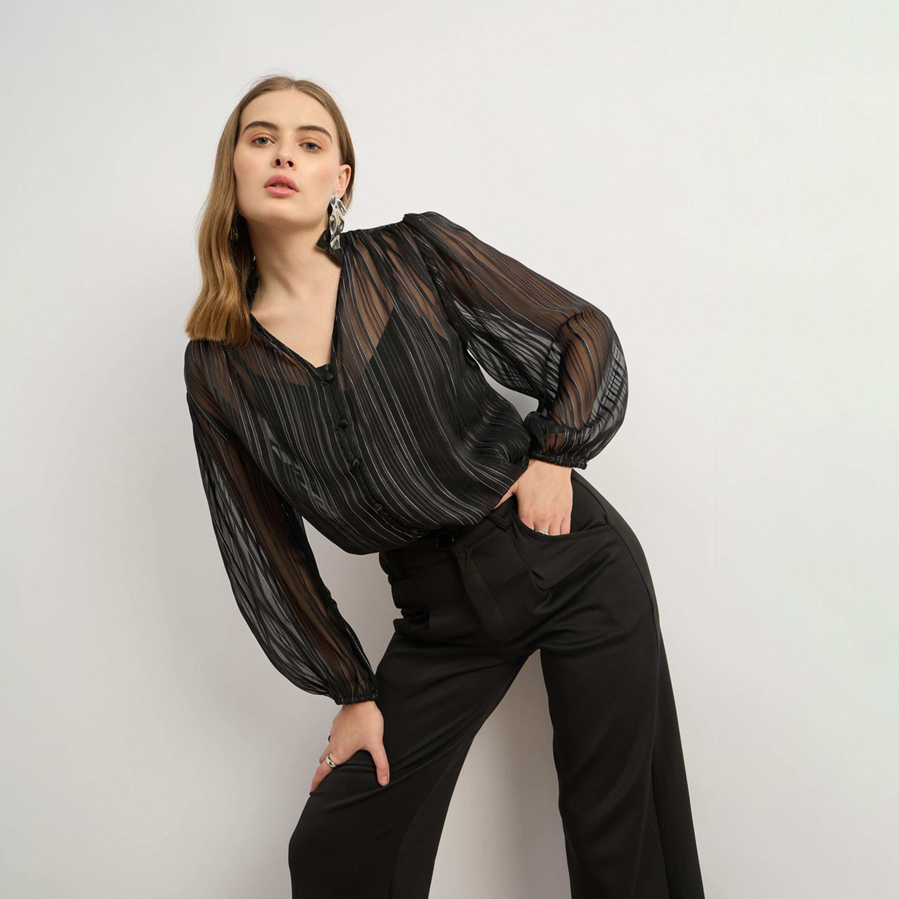 ستايلي - بلوزة فضفاضة بفتحة رقبة على شكل حرف V وأكمام منفوخة (بدون قميص داخلي)-women-clothing-tshirts-image-6
