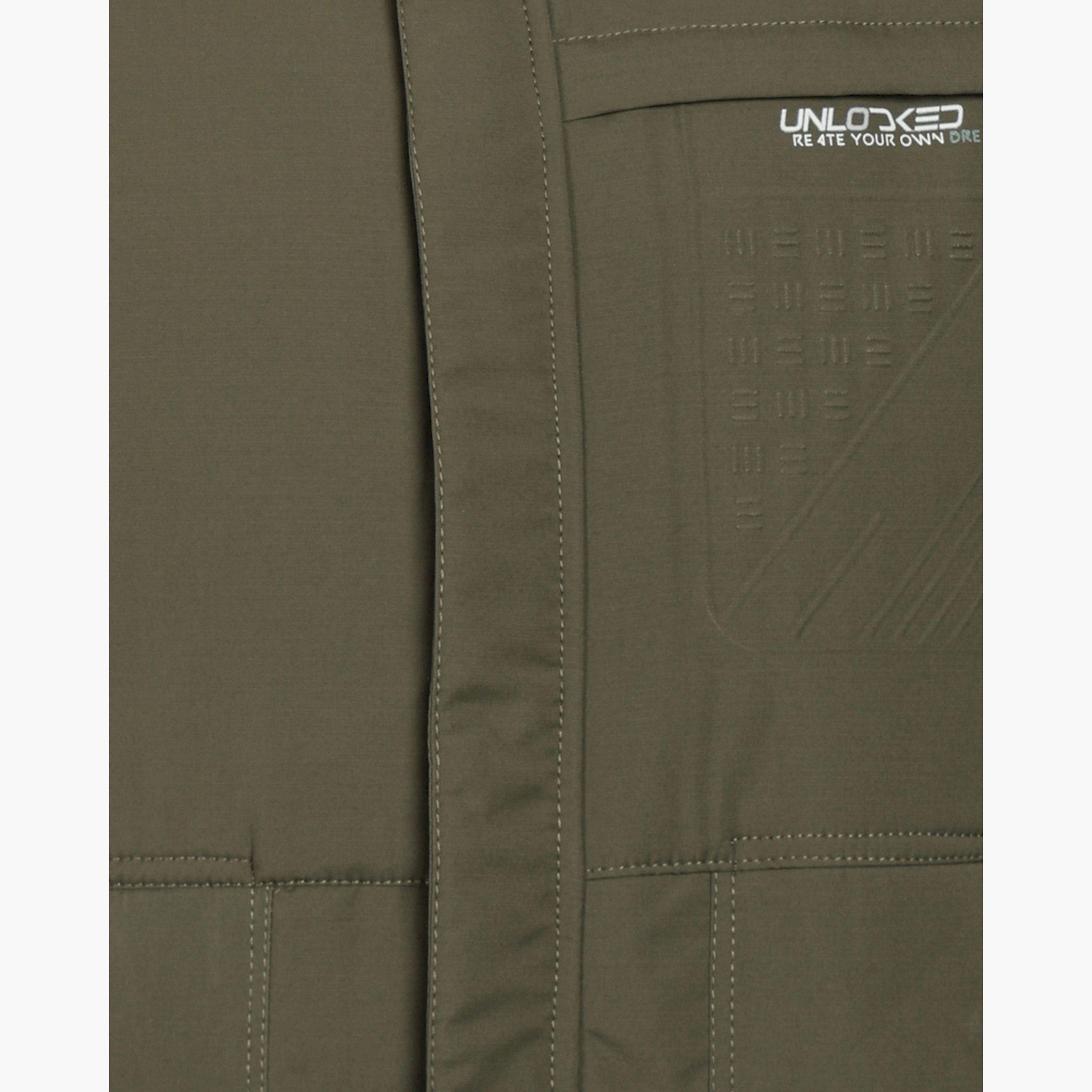 فورت كولينز × ستايلي - جاكيت خفيف الوزن بقبعة وسحاب أمامي-men-clothing-jacketsandblazers-jackets-image-6