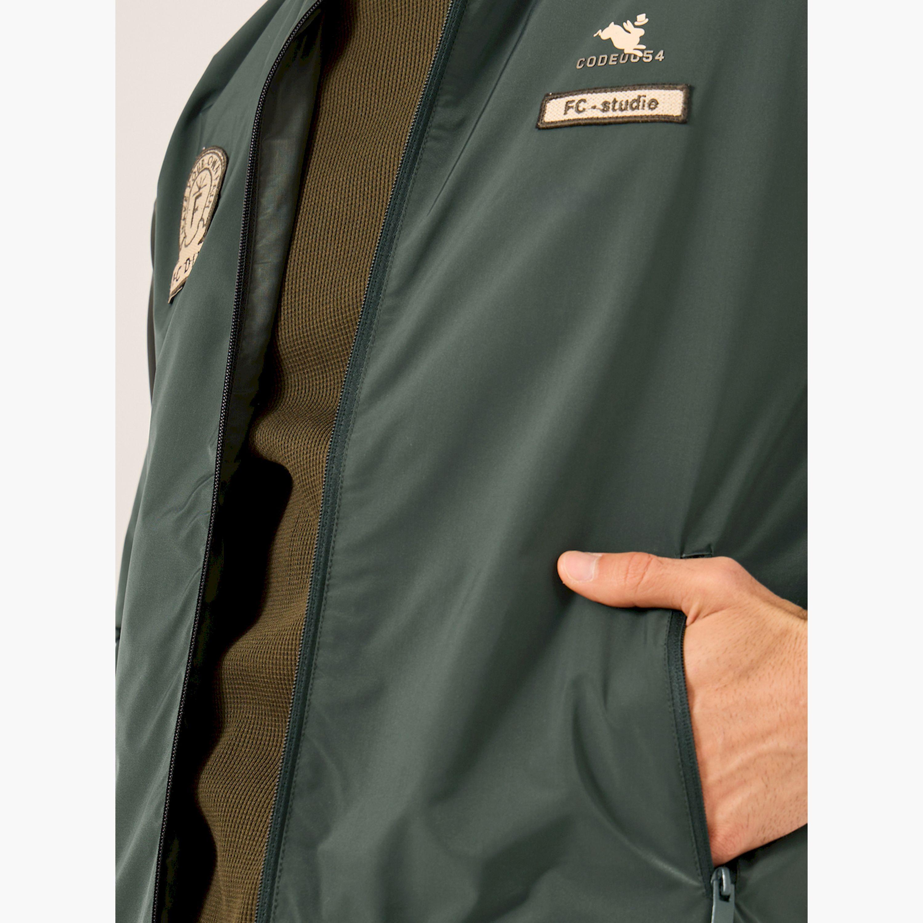 فورت كولينز × ستايلي - جاكيت بقصّة عادية وسحّاب وتفاصيل رقعة-men-clothing-jacketsandblazers-jackets-image-4