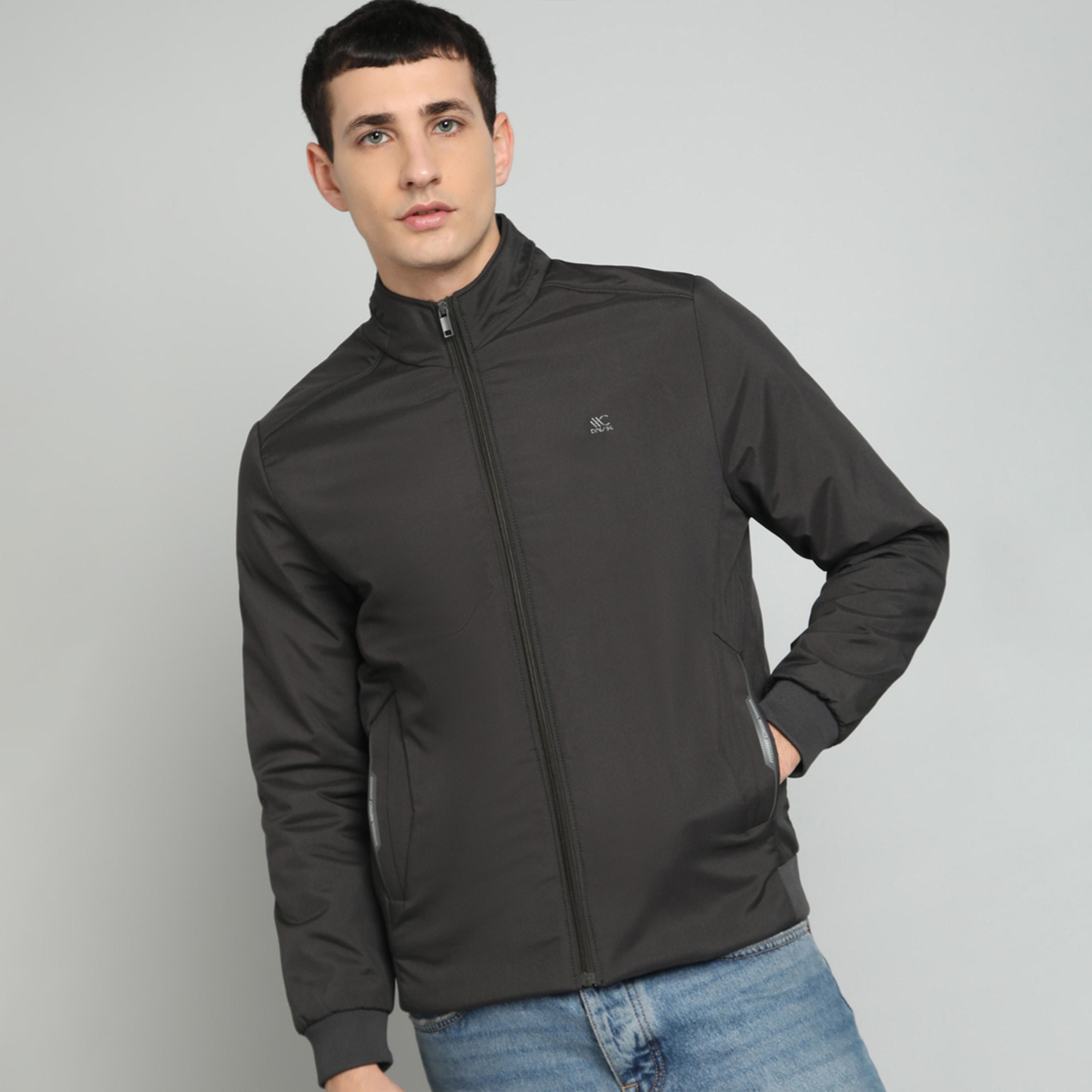 فورت كولينز × ستايلي - جاكيت خفيف الوزن بسحاب أمامي وياقة عالية-men-clothing-jacketsandblazers-jackets-image-1