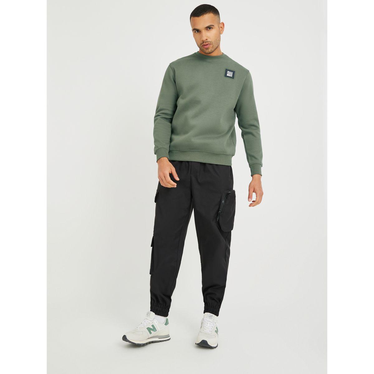 سويت شيرت بطبعة كتابة وياقة دائرية-men-winterwear-hoodiesandsweatshirts-image-2