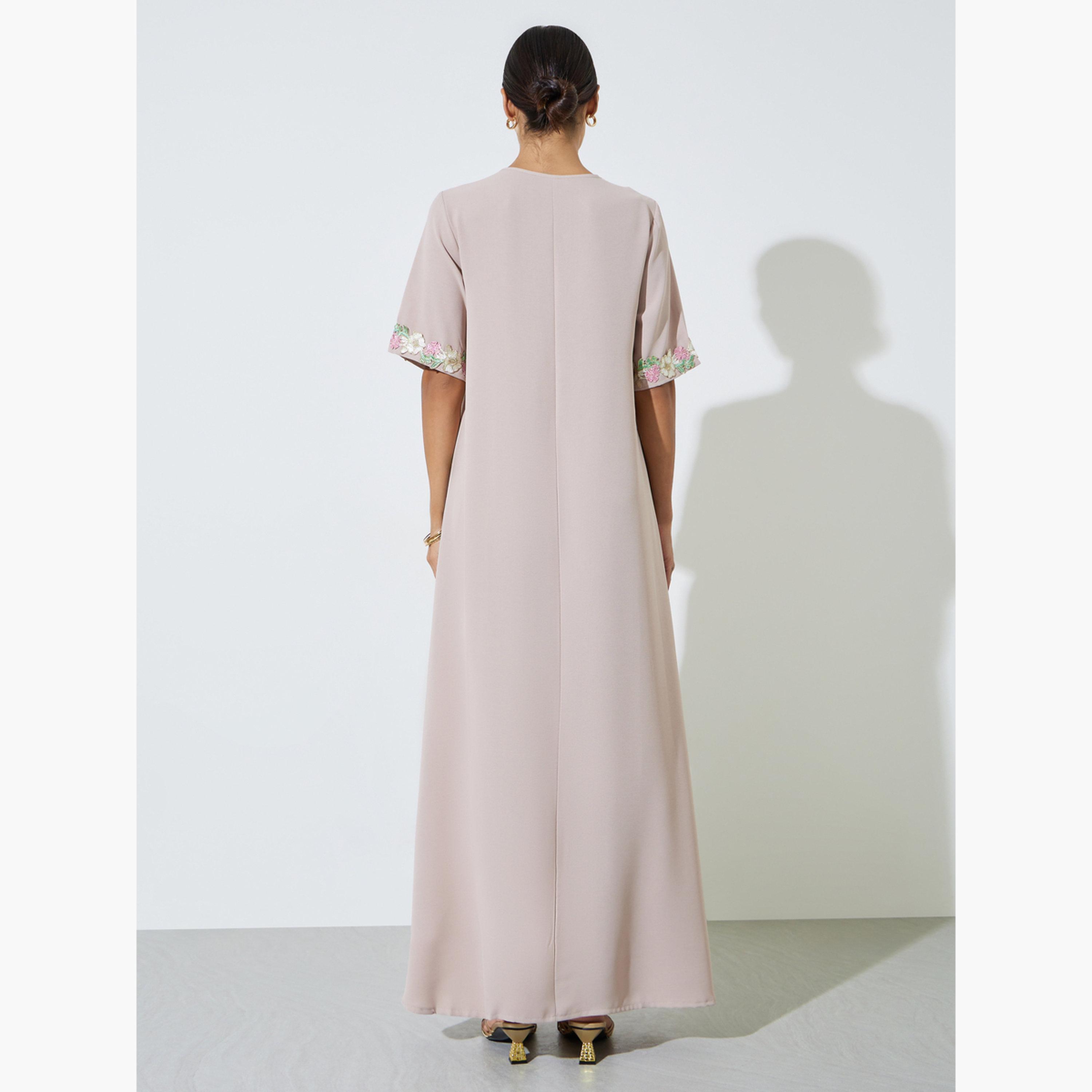 جلابية بتفاصيل دانتيل ونقشة زهور-women-arabicclothing-jalabiyas-image-3