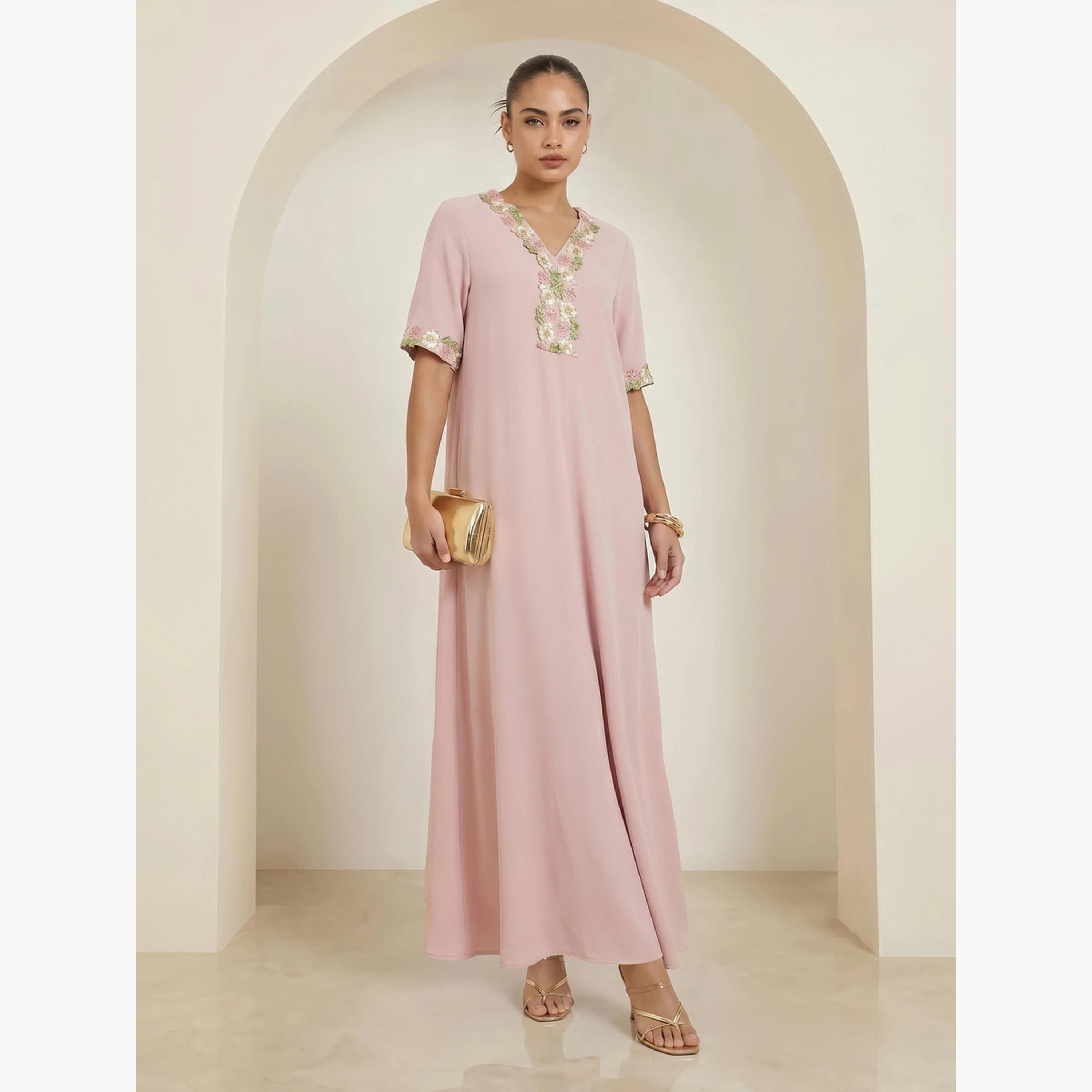 جلابية بحواف دانتيل ونمط زهور-women-arabicclothing-jalabiyas-image-1