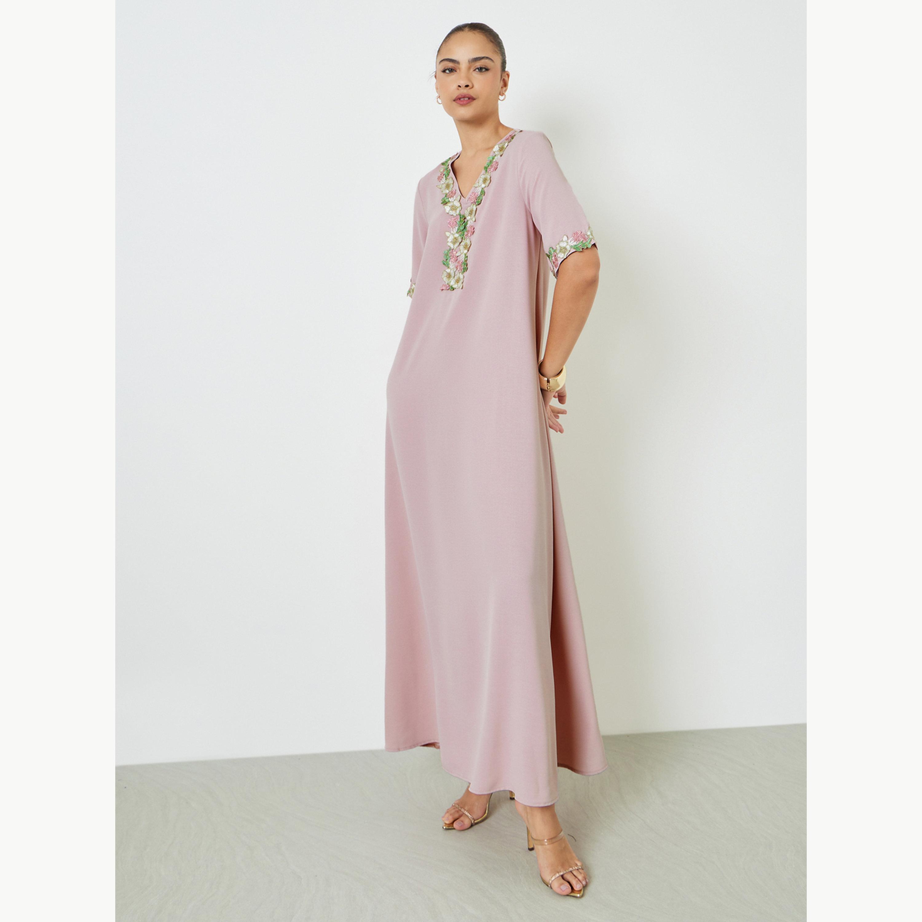 جلابية بحواف دانتيل ونمط زهور-women-arabicclothing-jalabiyas-image-3