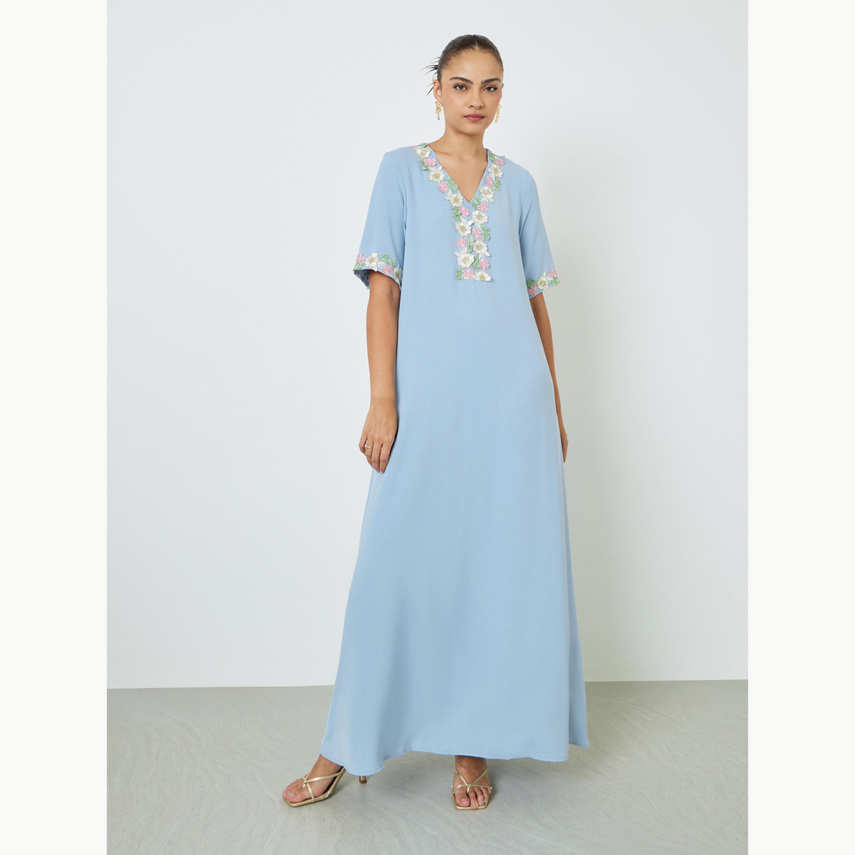 جلابية بحواف دانتيل ونمط زهور-women-arabicclothing-jalabiyas-image-1