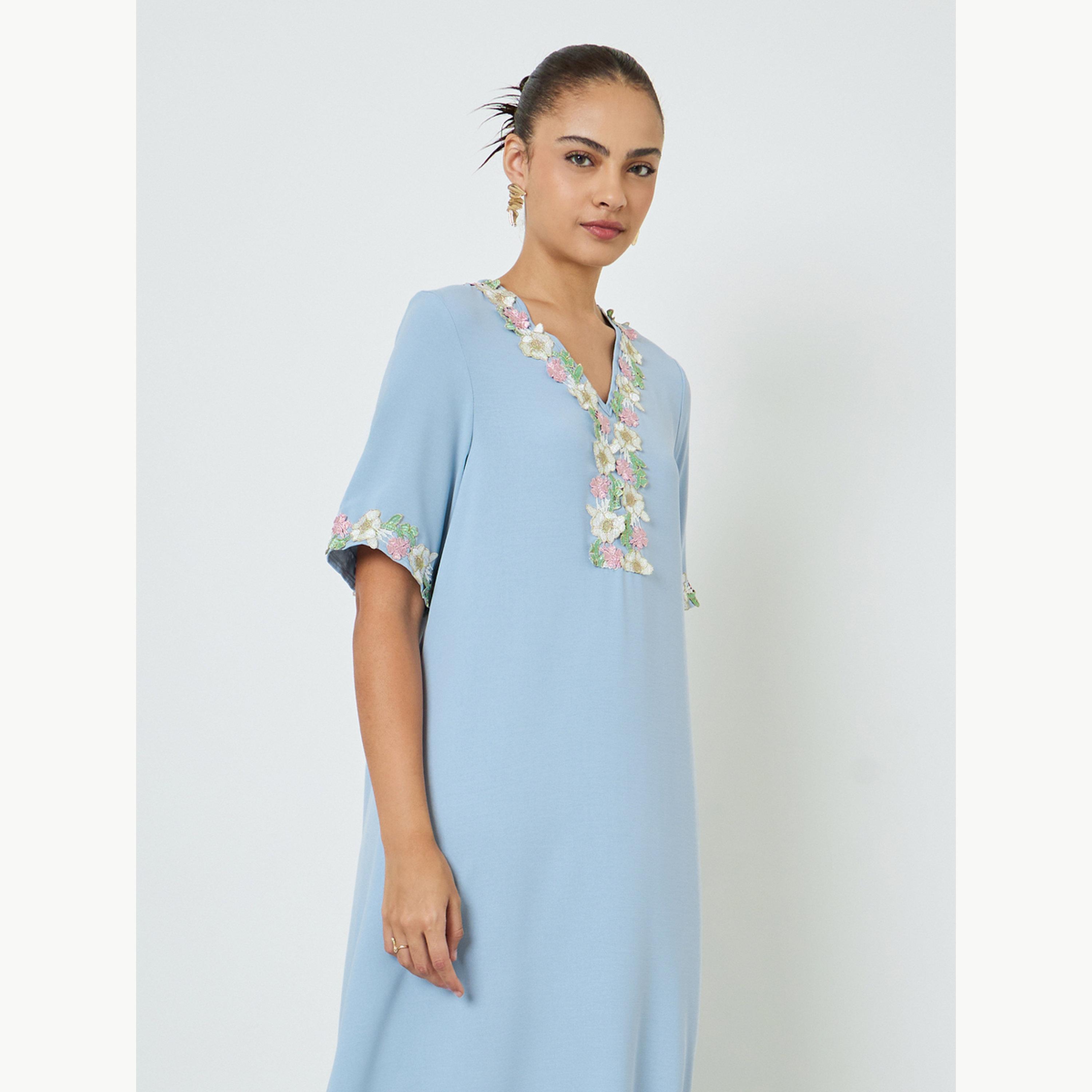 جلابية بحواف دانتيل ونمط زهور-women-arabicclothing-jalabiyas-image-2