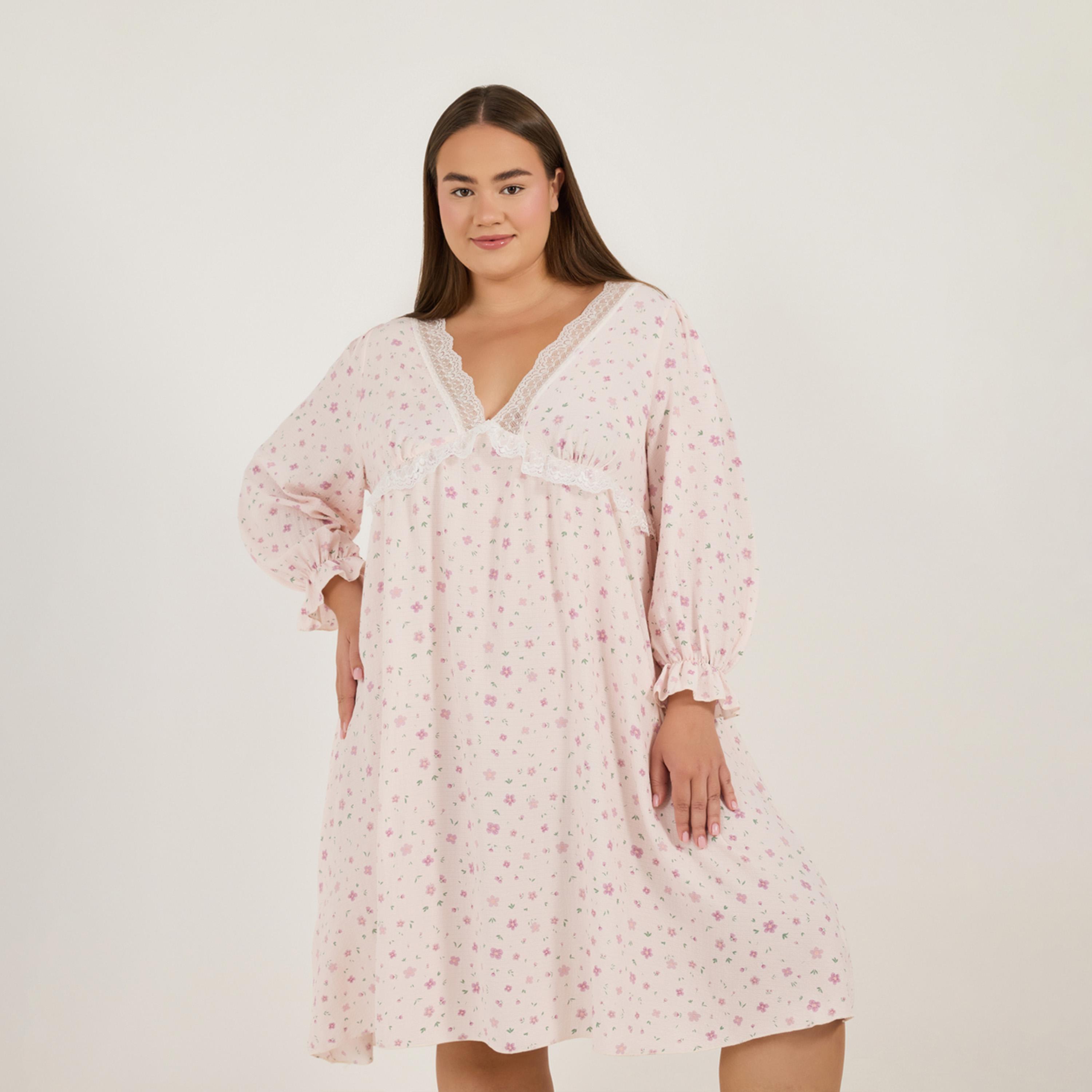Styli Unwind Plus Size All Over Floral Print V Neck Nightdress with Lace Detail-women-clothing-nightwear-nighties-image-2