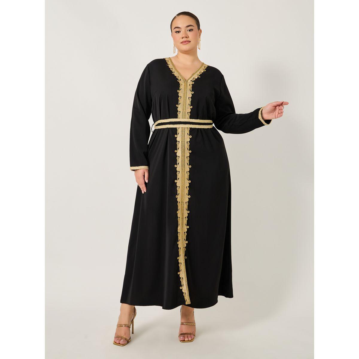 Styli Plus Size Regular Fit V Neck Kaftan with Lace Detail-women-arabicclothing-jalabiyas-image-1