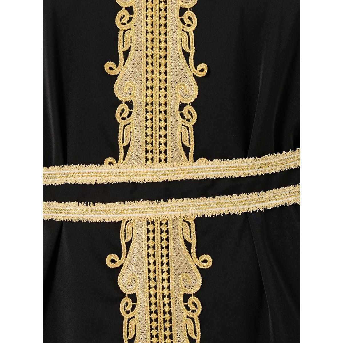 Styli Plus Size Regular Fit V Neck Kaftan with Lace Detail-women-arabicclothing-jalabiyas-image-5