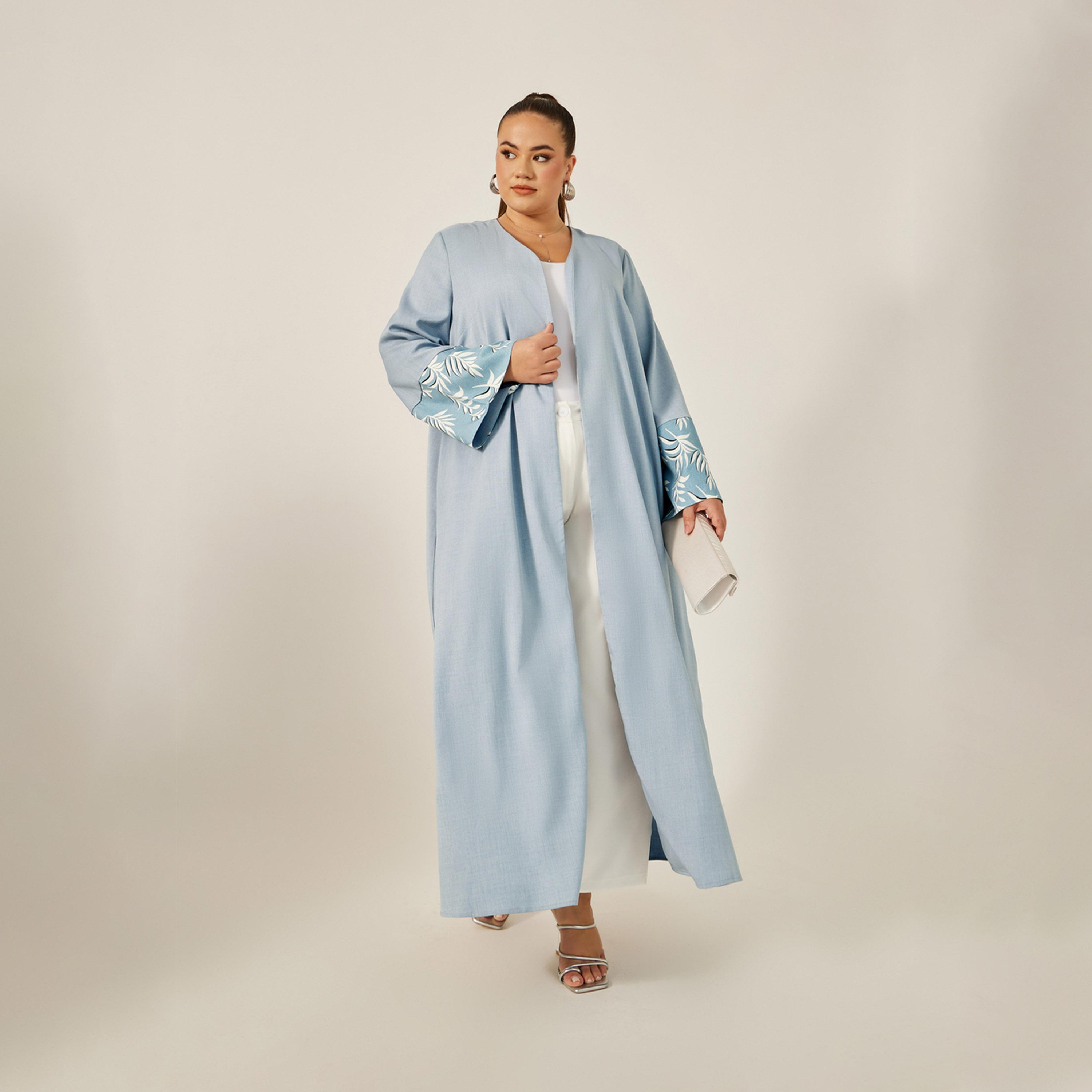 ستايلي - عباية بمقاس كبير مفتوحة من الأمام بقصة A مع تفاصيل متناسقة مطبوعة-women-arabicclothing-abayas-image-2