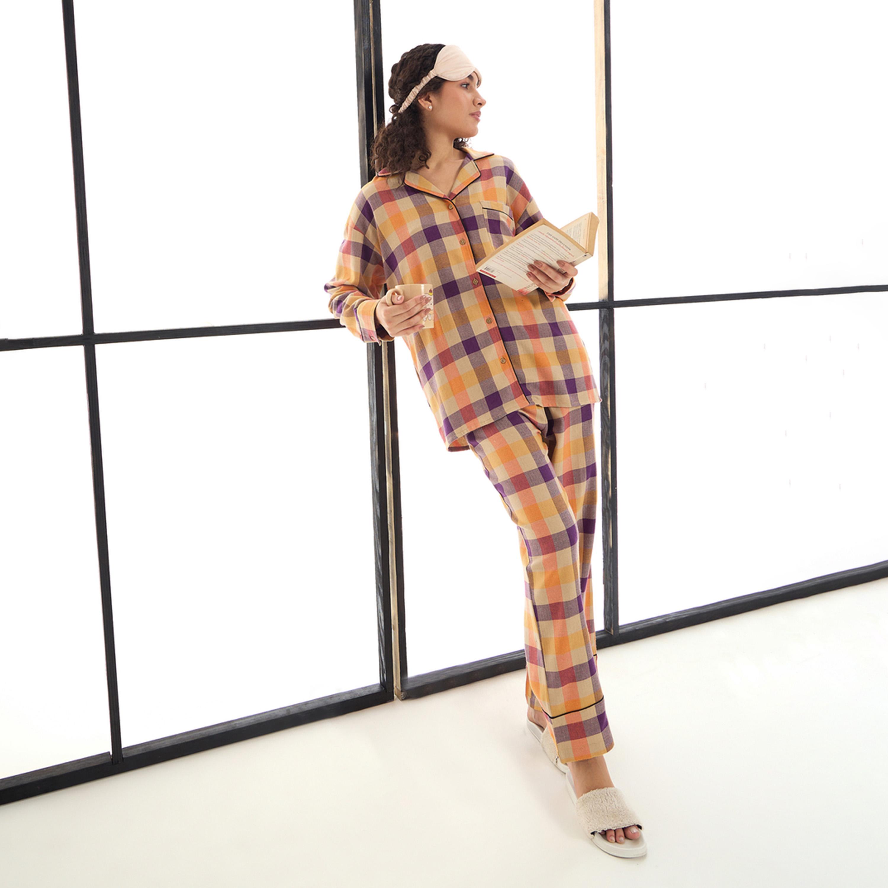 ساسافراس × ستايلي - طقم قميص وبنطال نوم من القطن مربعات-women-clothing-nightwear-pyjamas-longsets-image-8