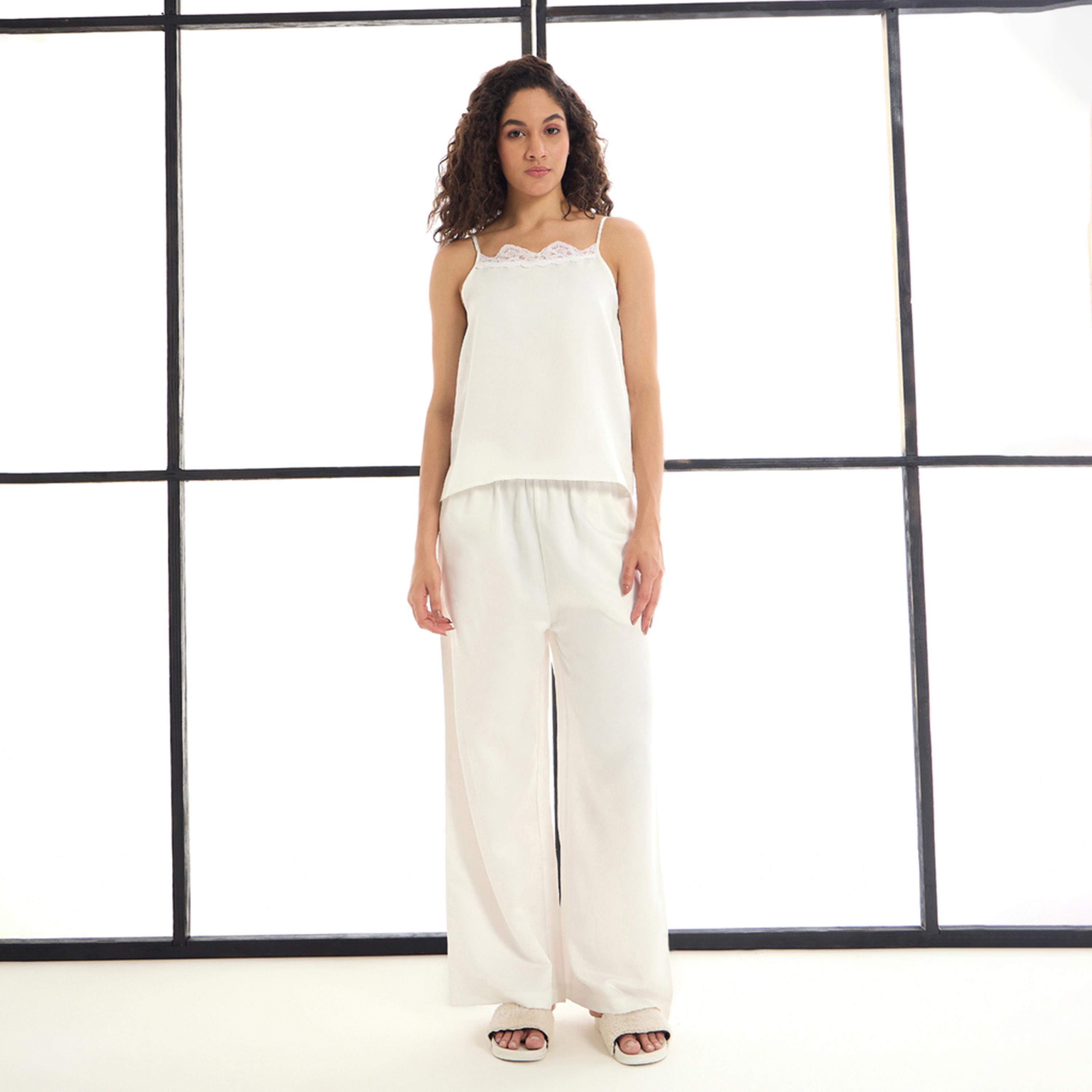 ساسافراس × ستايلي - مجموعة من 3 قطع - بلوزة مع بنطال وسترة قصيرة من الساتان-women-clothing-nightwear-pyjamas-longsets-image-8