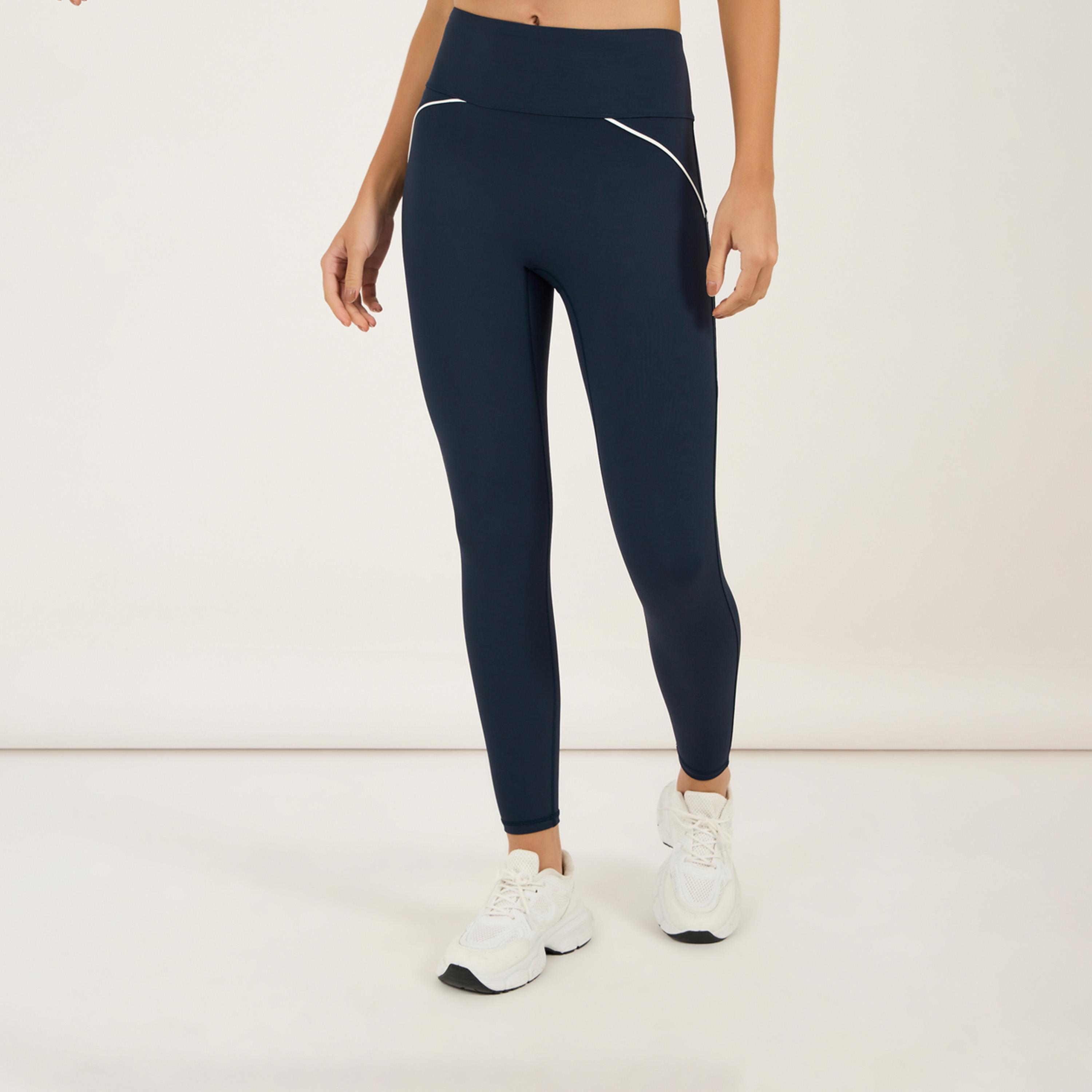 Styli Active Contrast Piping Multi Back Straps Sports Bra & Leggings Set-women-clothing-sportswearandactivewear-trackpantsandtracksuits-image-4