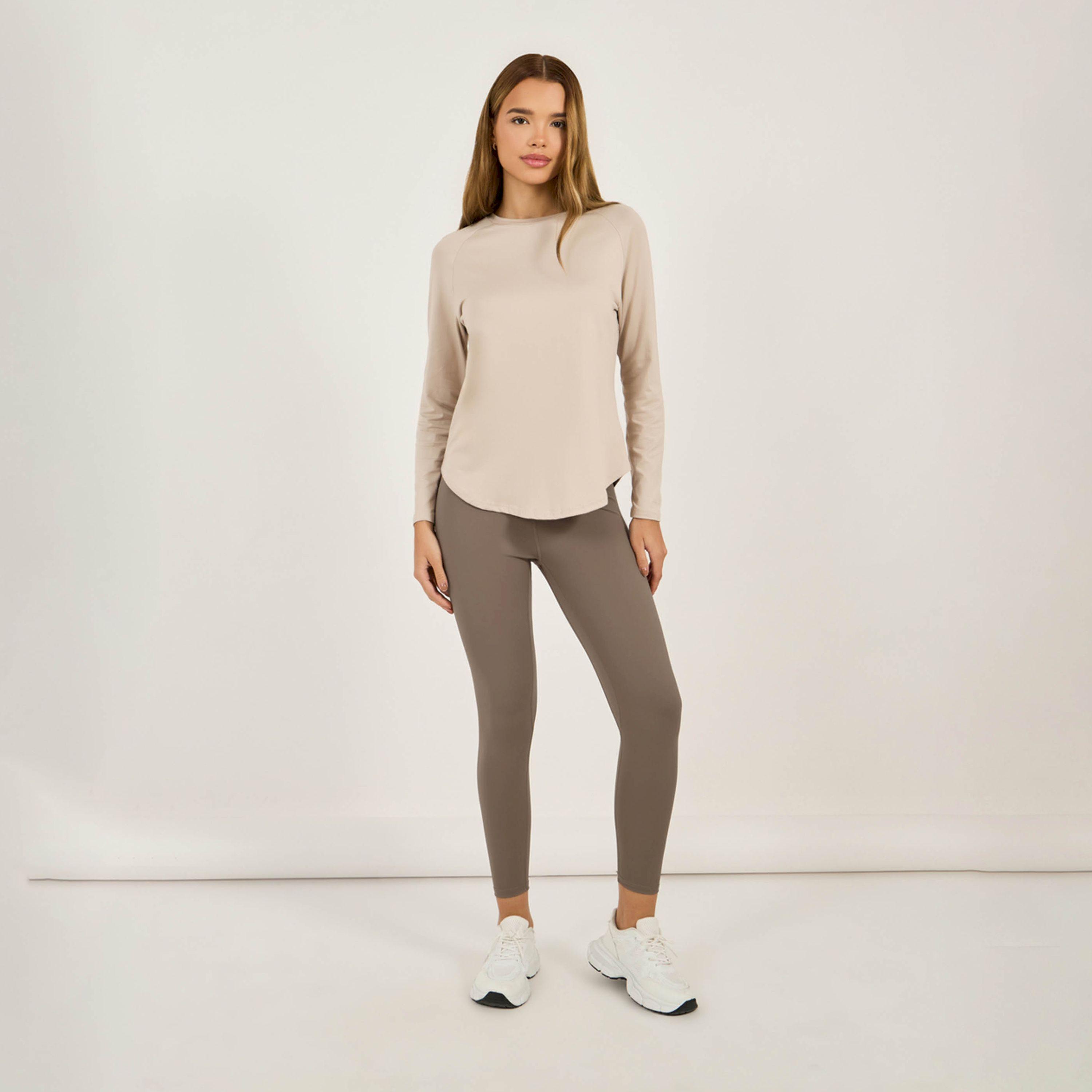 ستايلي - ليقنز رياضي بحزام خصر عريض 7/8-women-clothing-sportswearandactivewear-bottoms-image-2