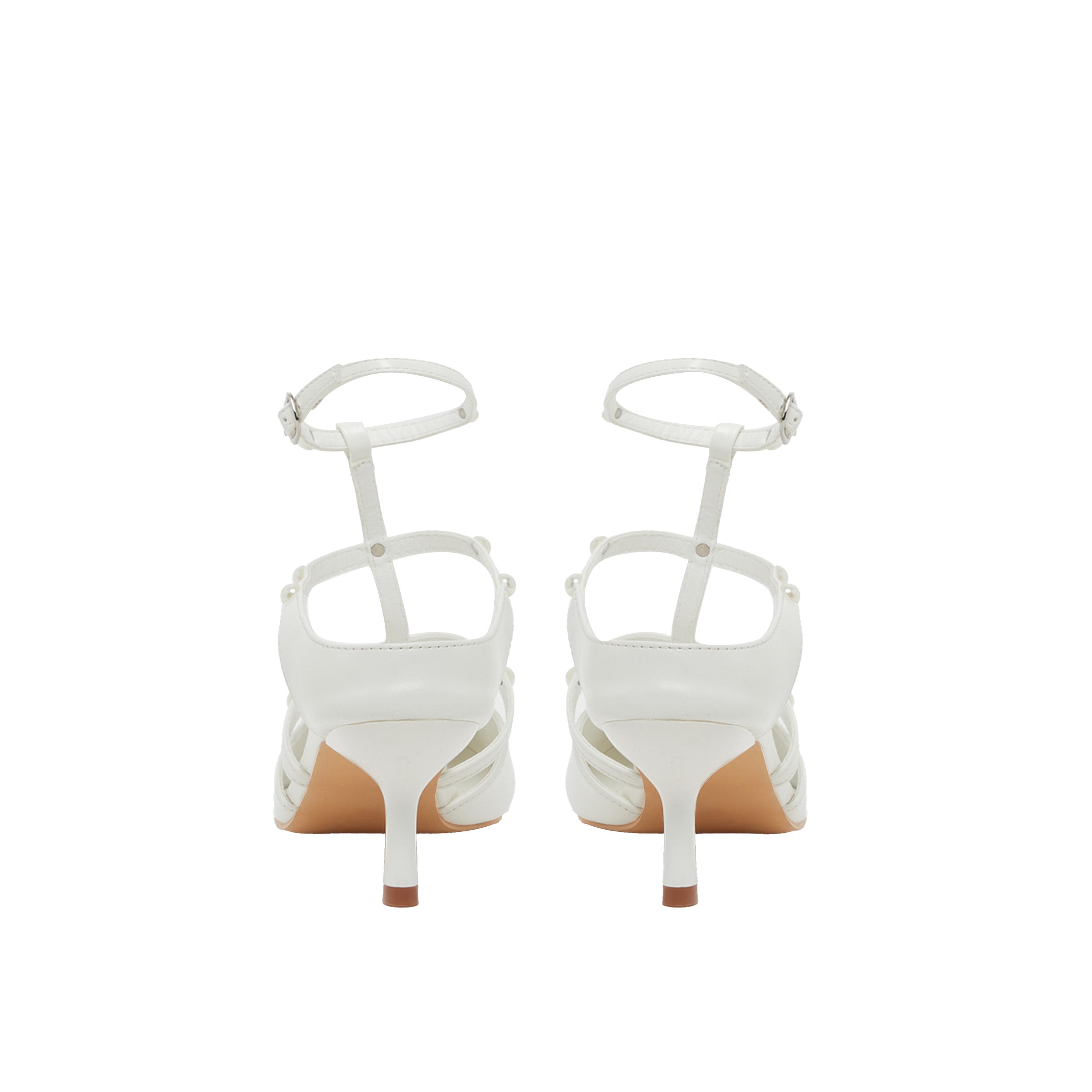 ستايلي - حذاء بمقدمة مدببة مزين باللؤلؤ الصناعي-women-shoes-heels-image-4