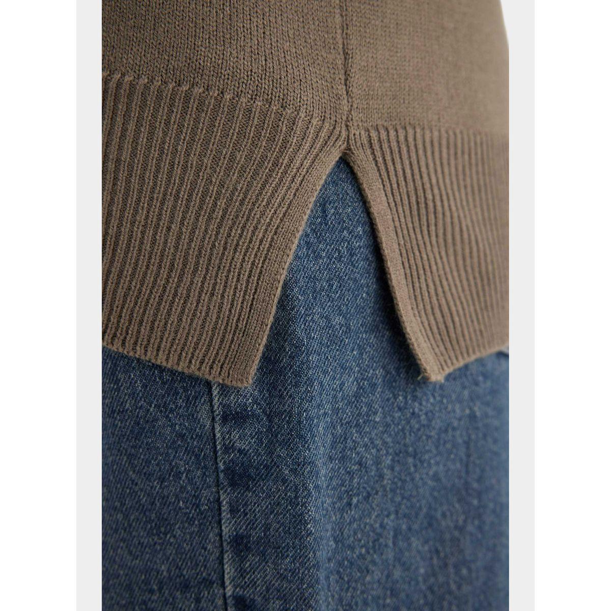 DeFacto X Styli  Solid Raglan Sleeve Regular Fit Sweater-women-winterwear-cardigansandjumpers-cardigans-image-6