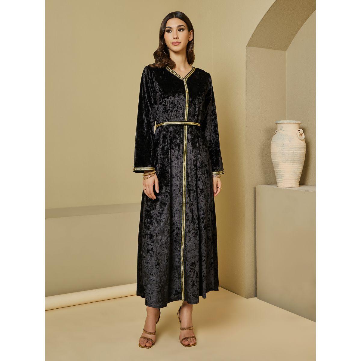 قفطان مخمل بتفاصيل دانتيل مع حزام خصر-women-arabicclothing-kaftan-image-1