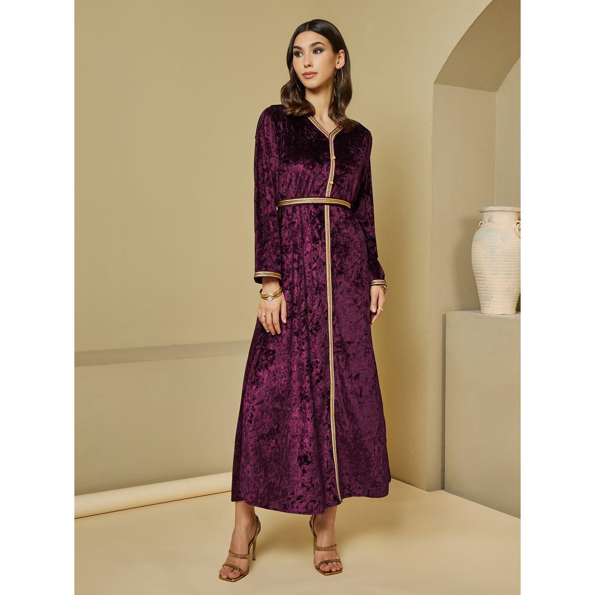 قفطان مخمل بتفاصيل دانتيل مع حزام خصر-women-arabicclothing-kaftan-image-2