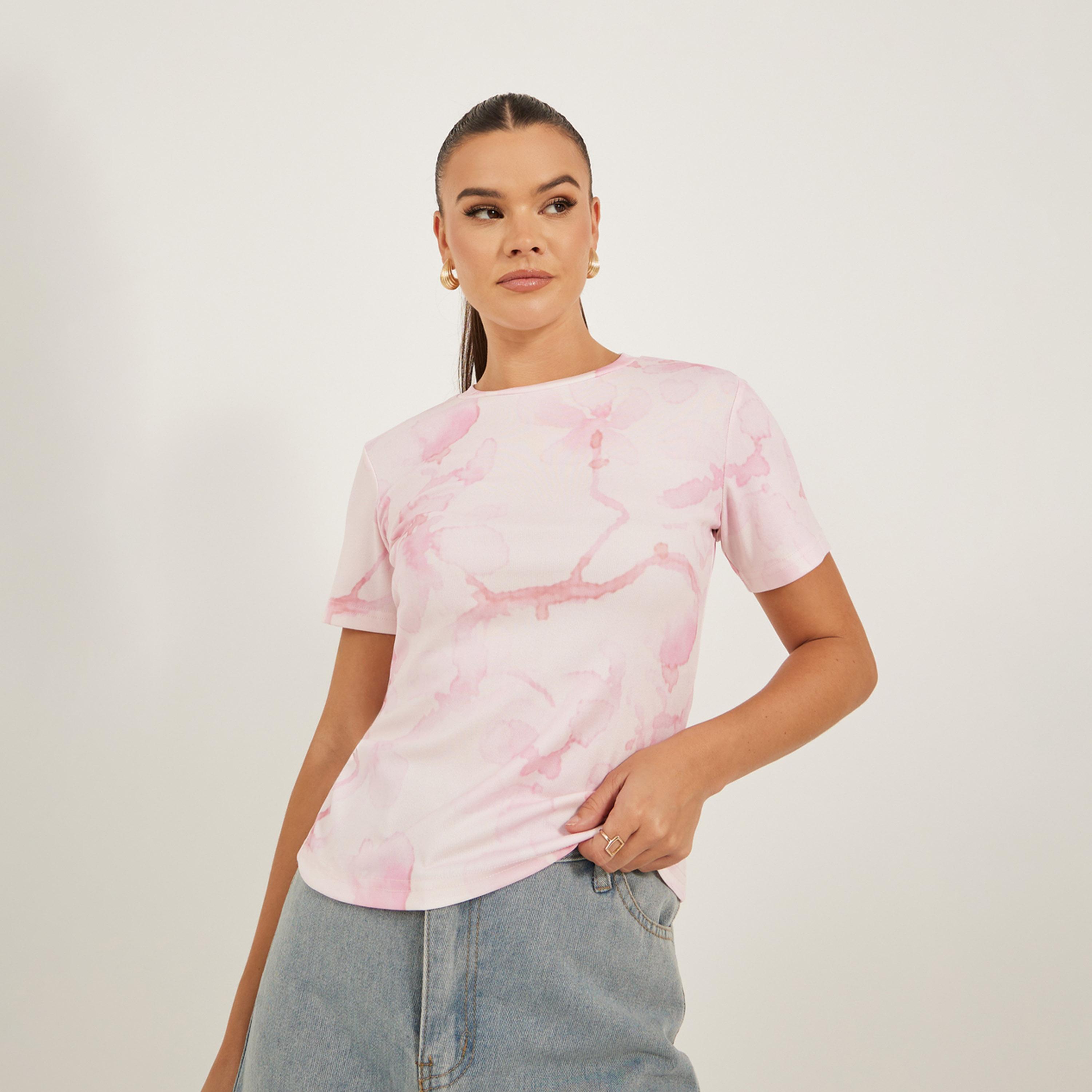 ستايلي - تي شيرت بأكمام قصيرة مطبوع بالكامل-women-clothing-tshirts-image-1