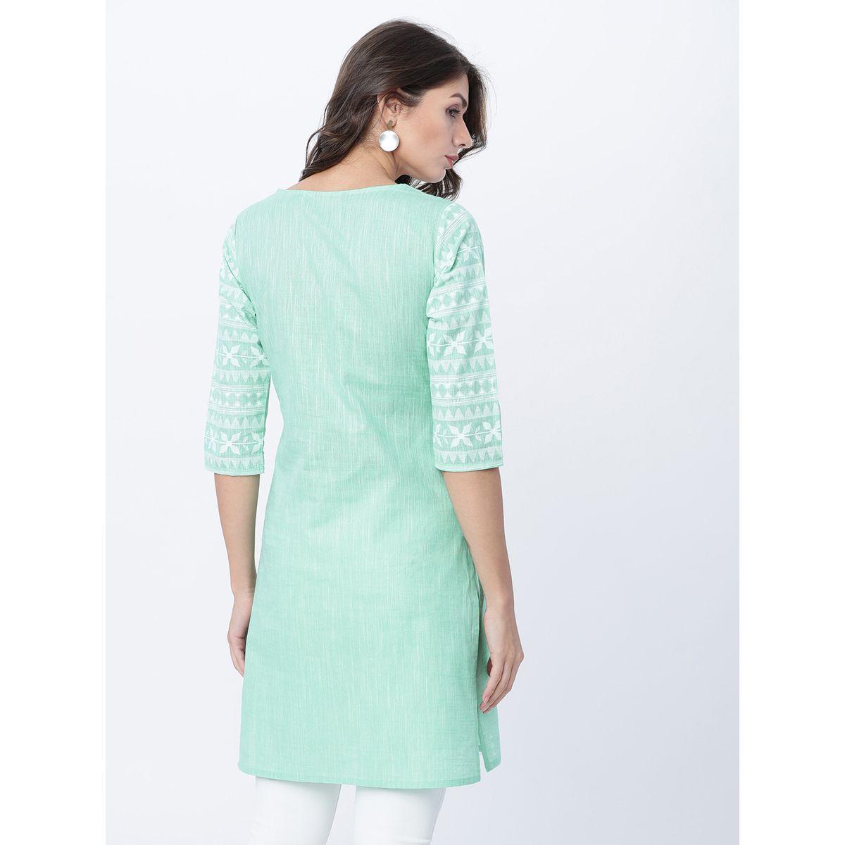 بلوزة تونيك بطبعة هندسية وأكمام 3/4 فيشود × ستايلي-women-clothing-shirtsandblouses-blouses-image-3