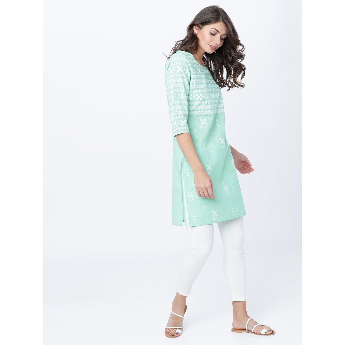 بلوزة تونيك بطبعة هندسية وأكمام 3/4 فيشود × ستايلي-women-clothing-shirtsandblouses-blouses-image-5