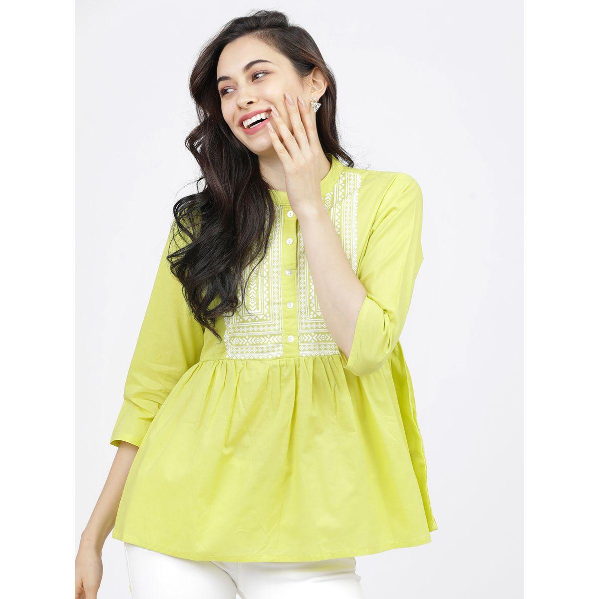 بلوزة بطبعة هندسية وياقة ماندارين مع أزرار فيشود × ستايلي-women-clothing-shirtsandblouses-blouses-image-1