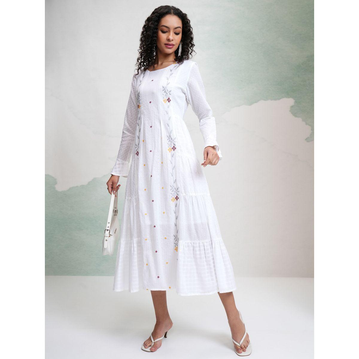 فستان ميدي بتفاصيل مُطرزة بخيوط دوبي فيشود × ستايلي-women-clothing-dresses-image-4