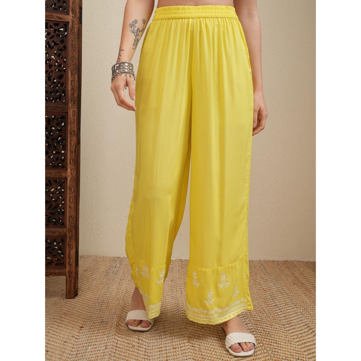Vishudh X Styli  Floral Embroidered Thread Work Straight Kurta & Palazzos Set-women-clothing-ethnicwear-kurtasets-image-7