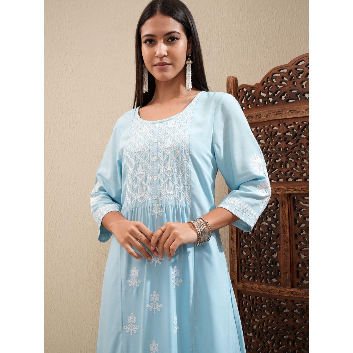 مجموعة من بنطال بالازو مع كورتا مُطرّزة بزهور فيشود × ستايلي-women-clothing-ethnicwear-kurtasets-image-1