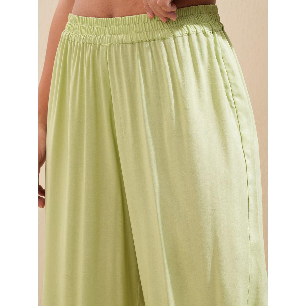 مجموعة من بنطال بالازو مع كورتا مُطرّزة بزهور فيشود × ستايلي-women-clothing-ethnicwear-kurtasets-image-8