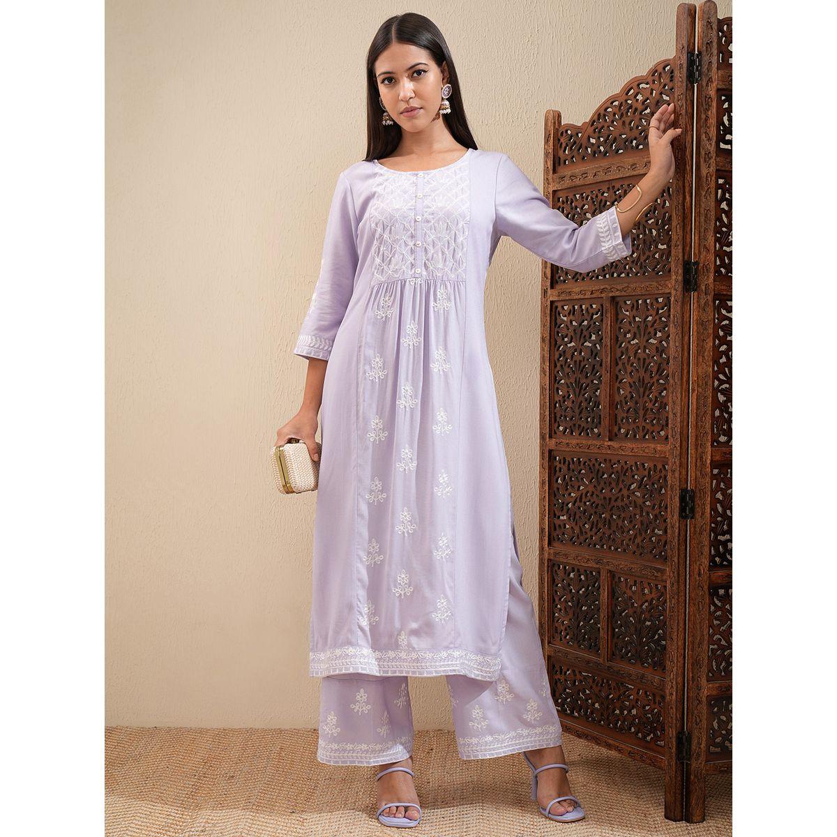 مجموعة من بنطال بالازو مع كورتا مُطرّزة بزهور فيشود × ستايلي-women-clothing-ethnicwear-kurtasets-image-2